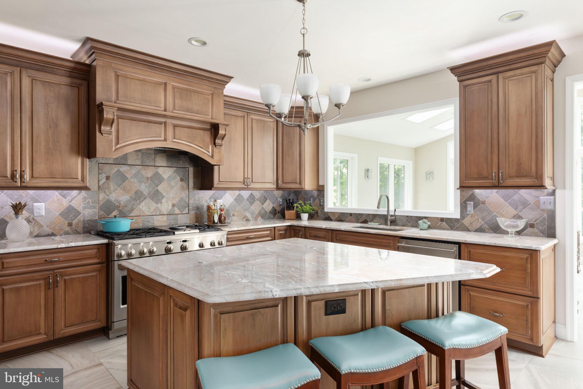 CENTURY OAK - Residential