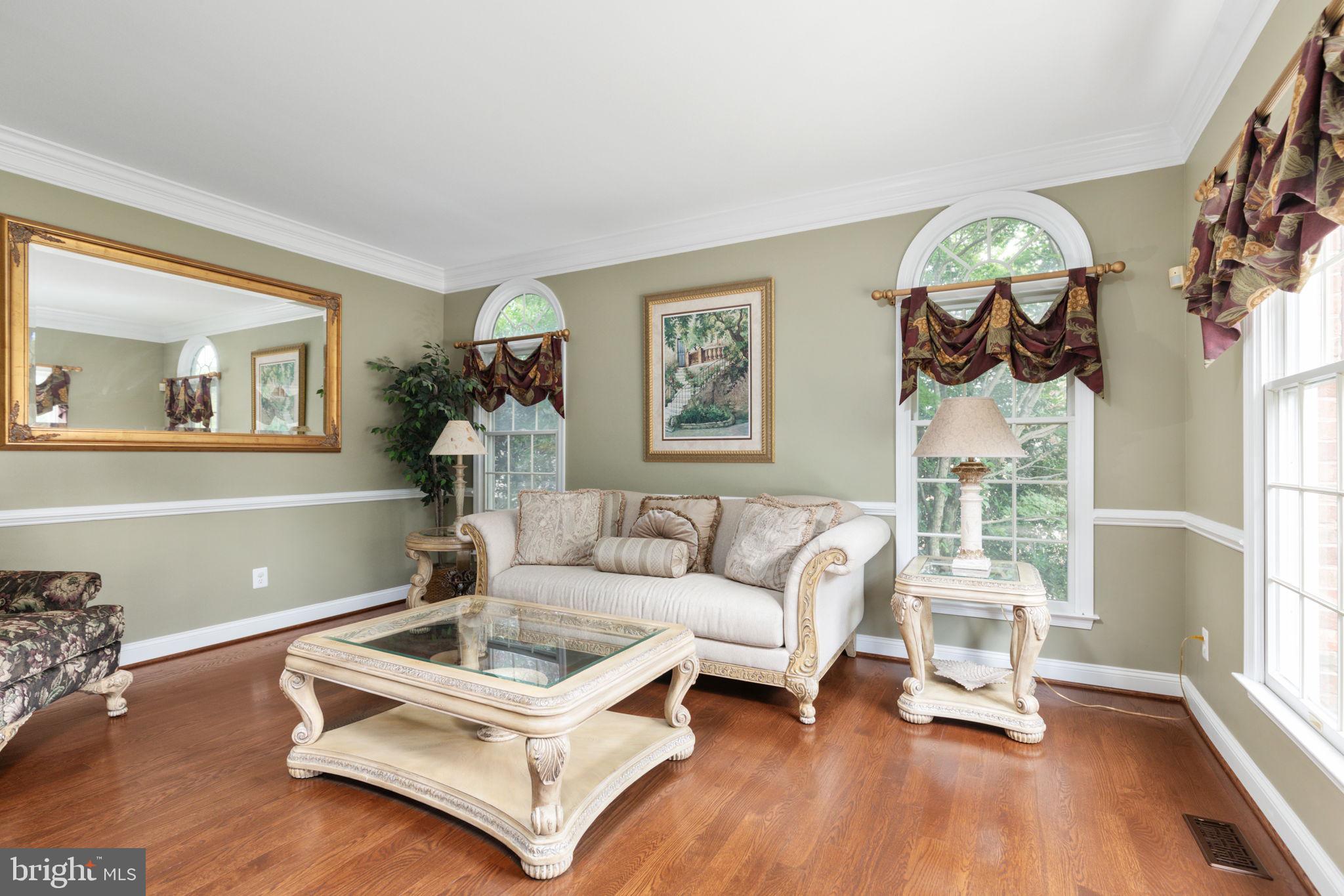 CENTURY OAK - Residential