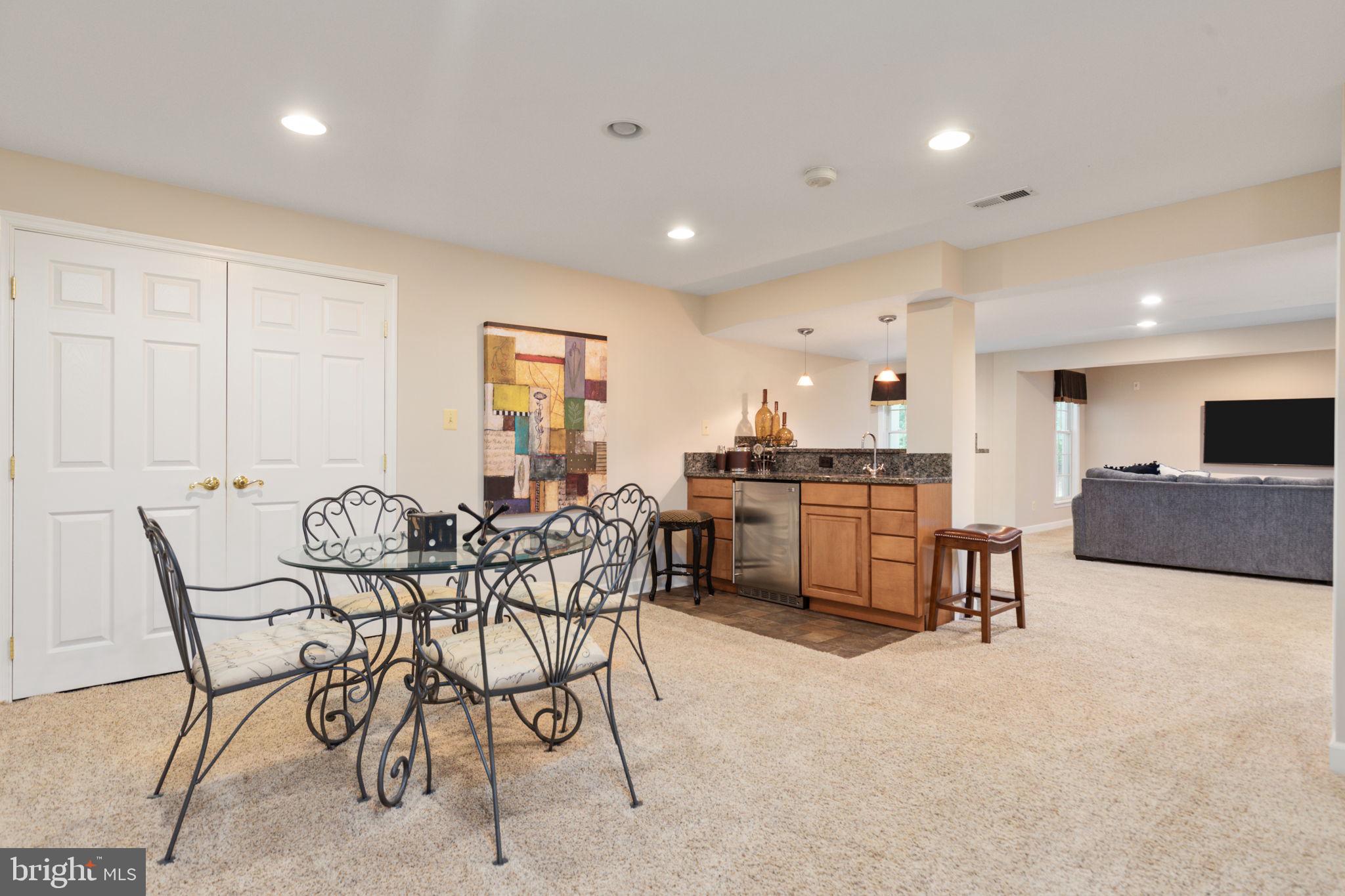 CENTURY OAK - Residential