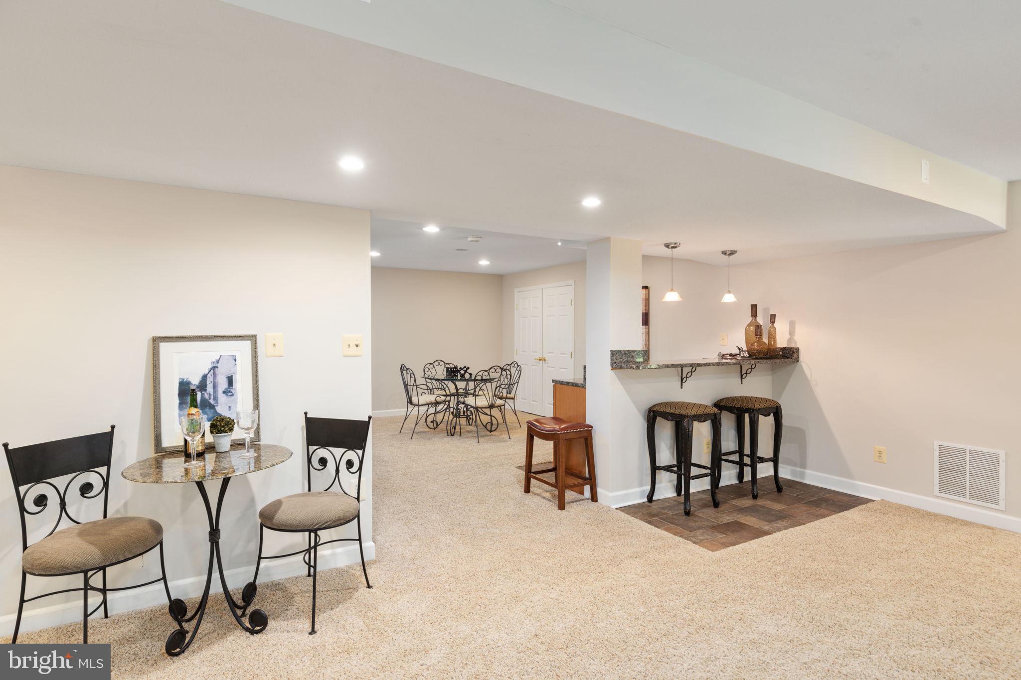 CENTURY OAK - Residential