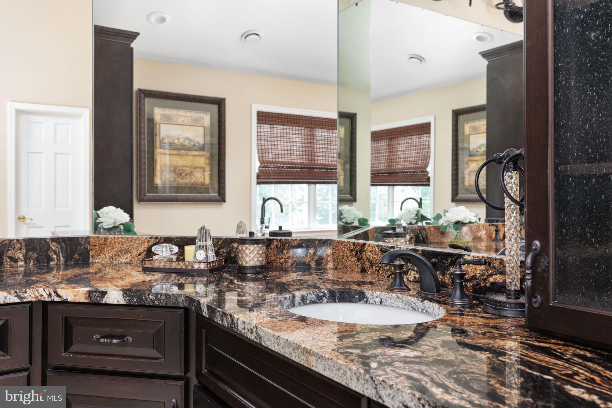 CENTURY OAK - Residential