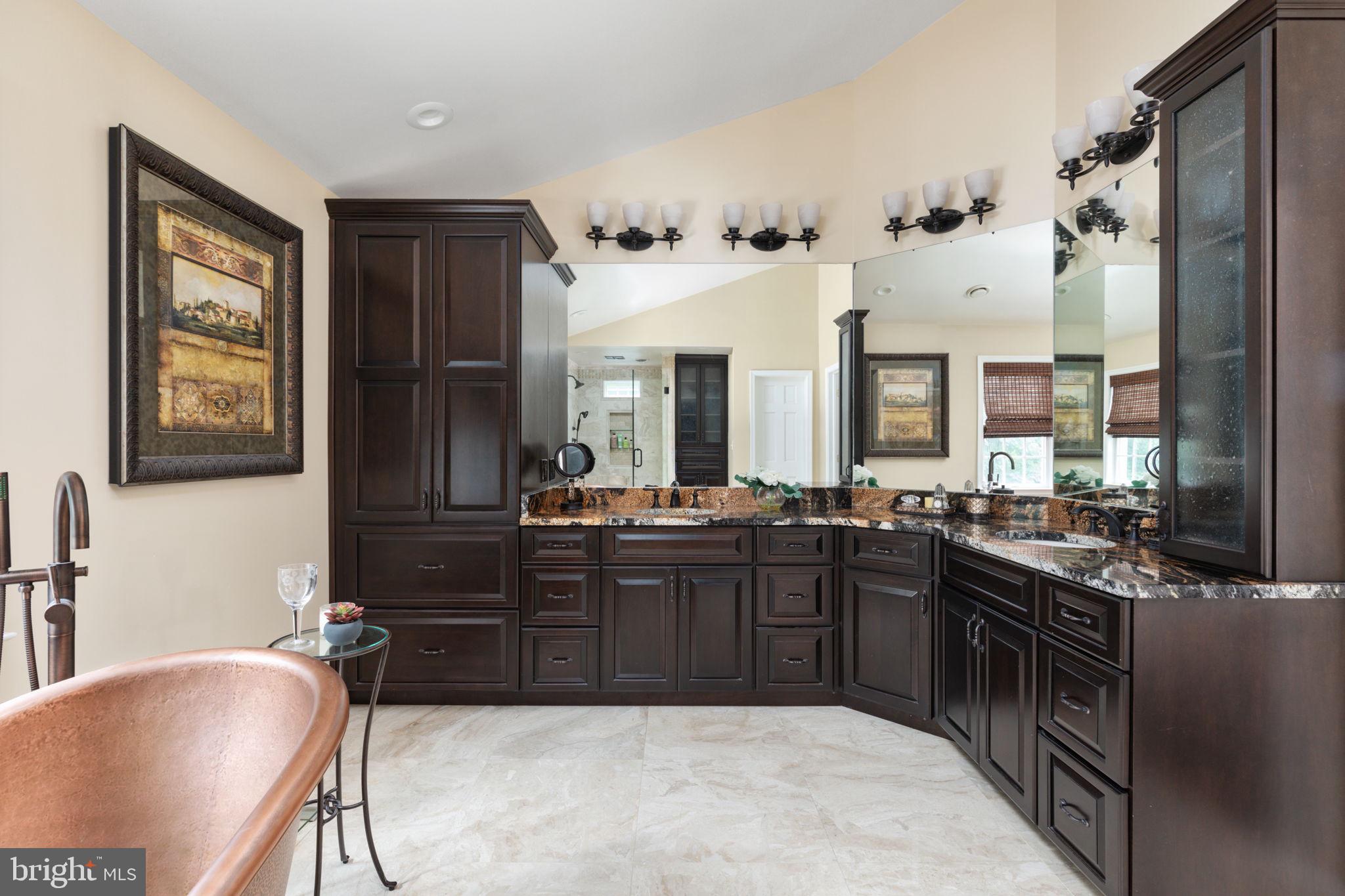 CENTURY OAK - Residential