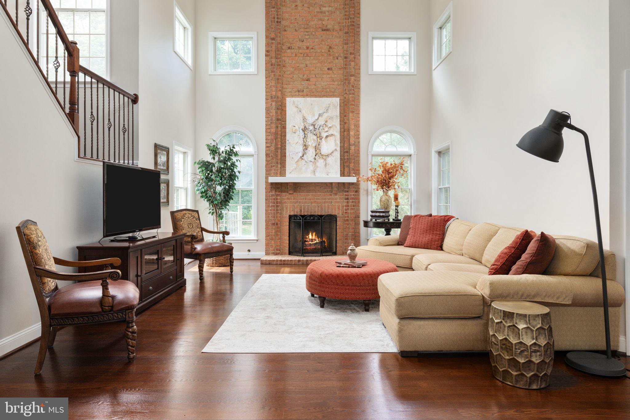 CENTURY OAK - Residential