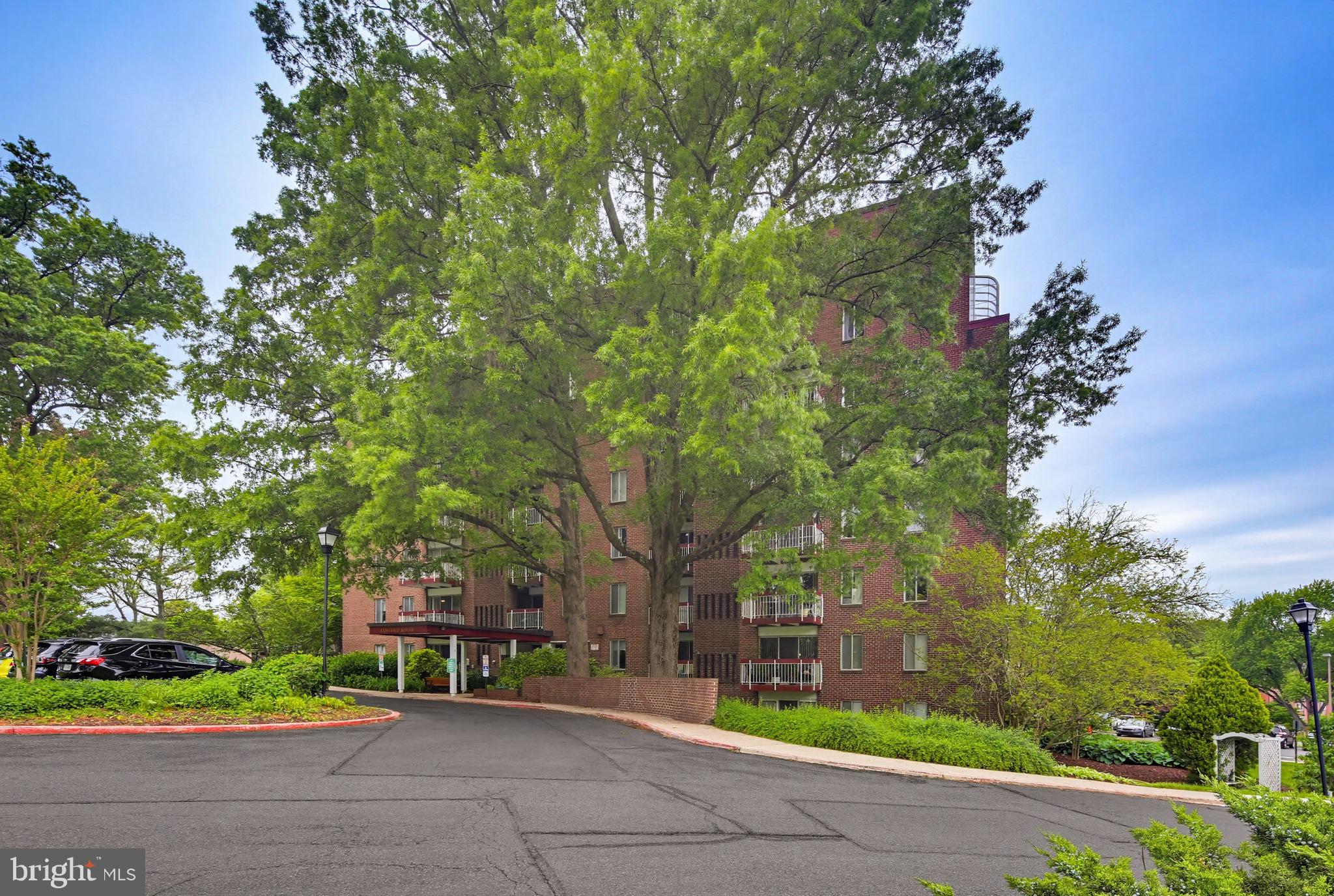 VILLAGE OF WILDE LAKE - Residential