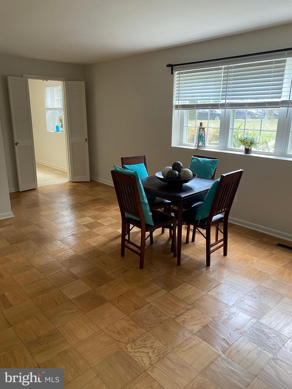 LAKE EVESHAM - Residential Lease