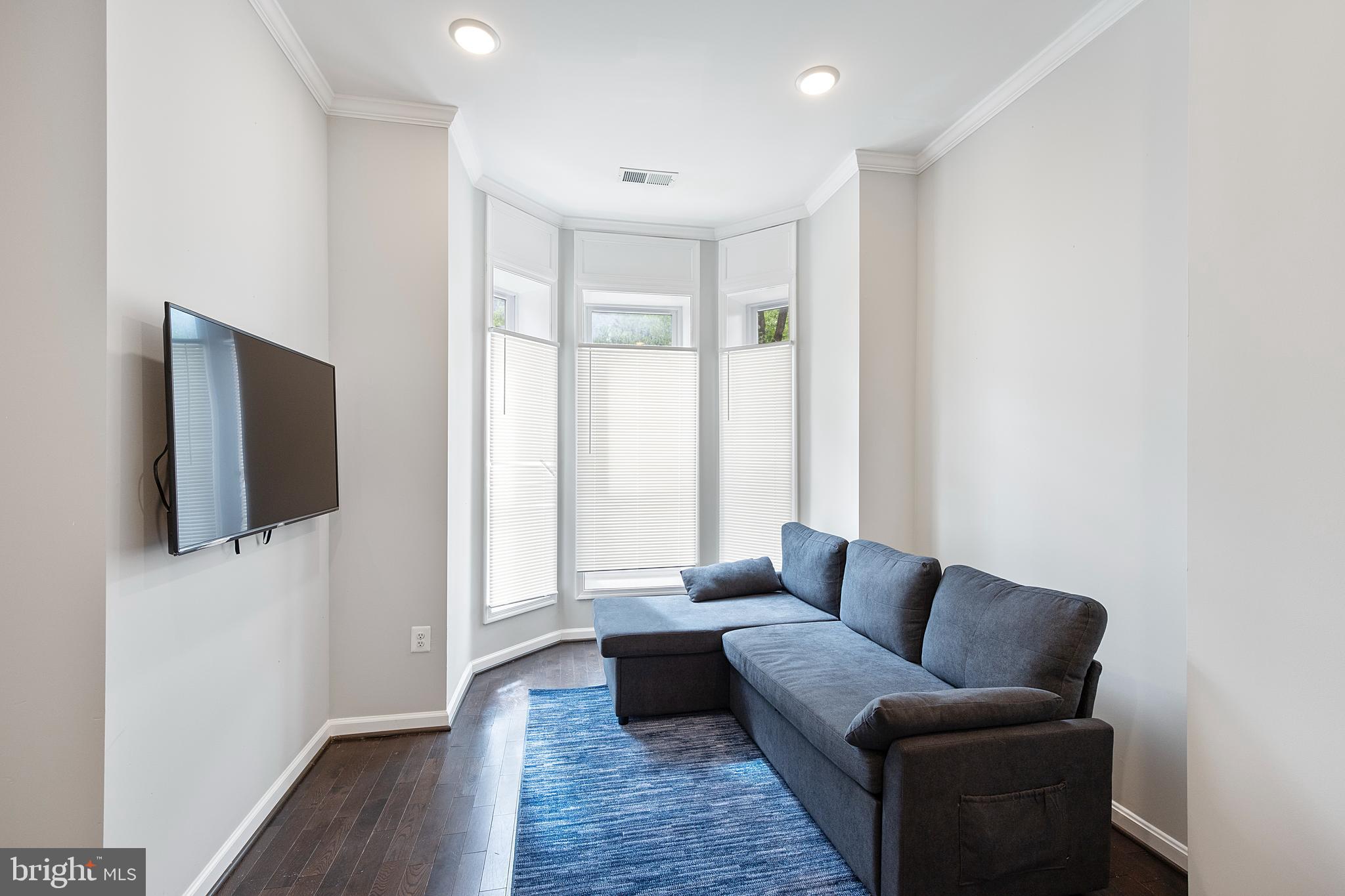 CHARLES NORTH - Residential Lease