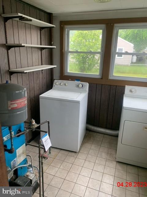 POTOMAC HEIGHTS - Residential