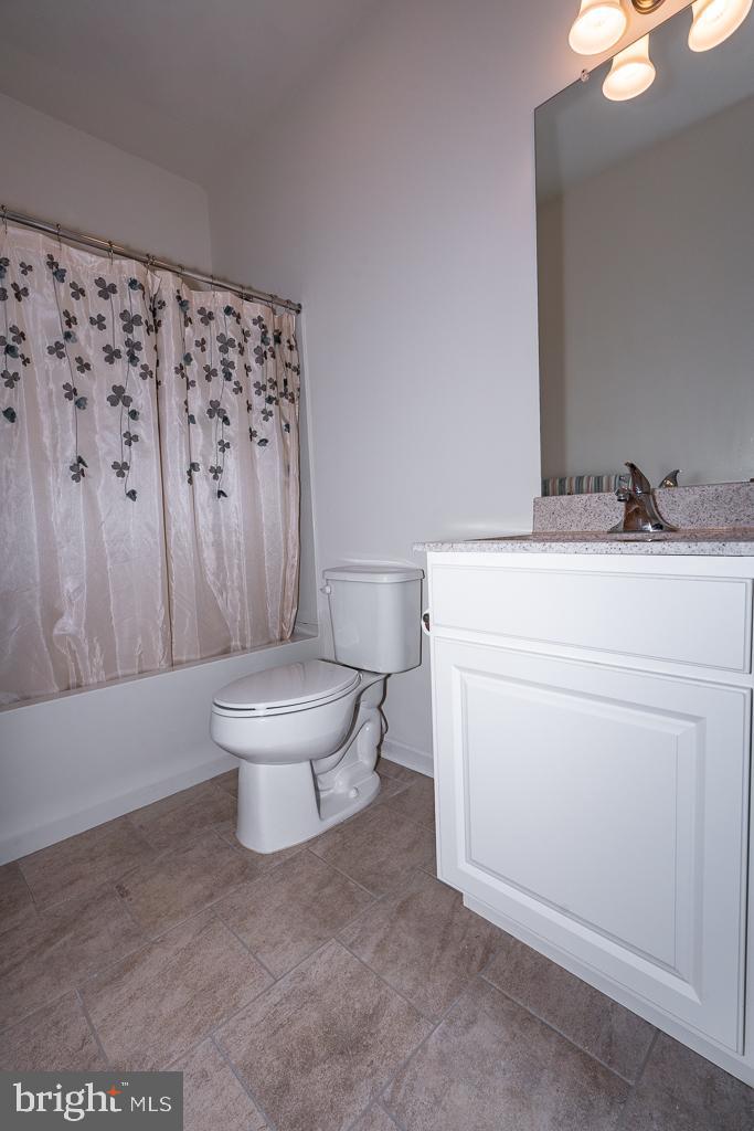 TRADITIONS OF AMERICA AT SAUCON VALLEY - Residential