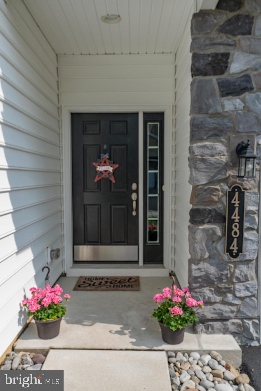 TRADITIONS OF AMERICA AT SAUCON VALLEY - Residential