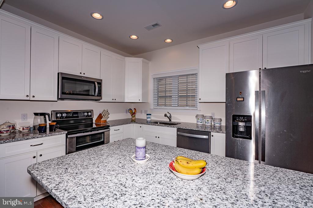 TRADITIONS OF AMERICA AT SAUCON VALLEY - Residential