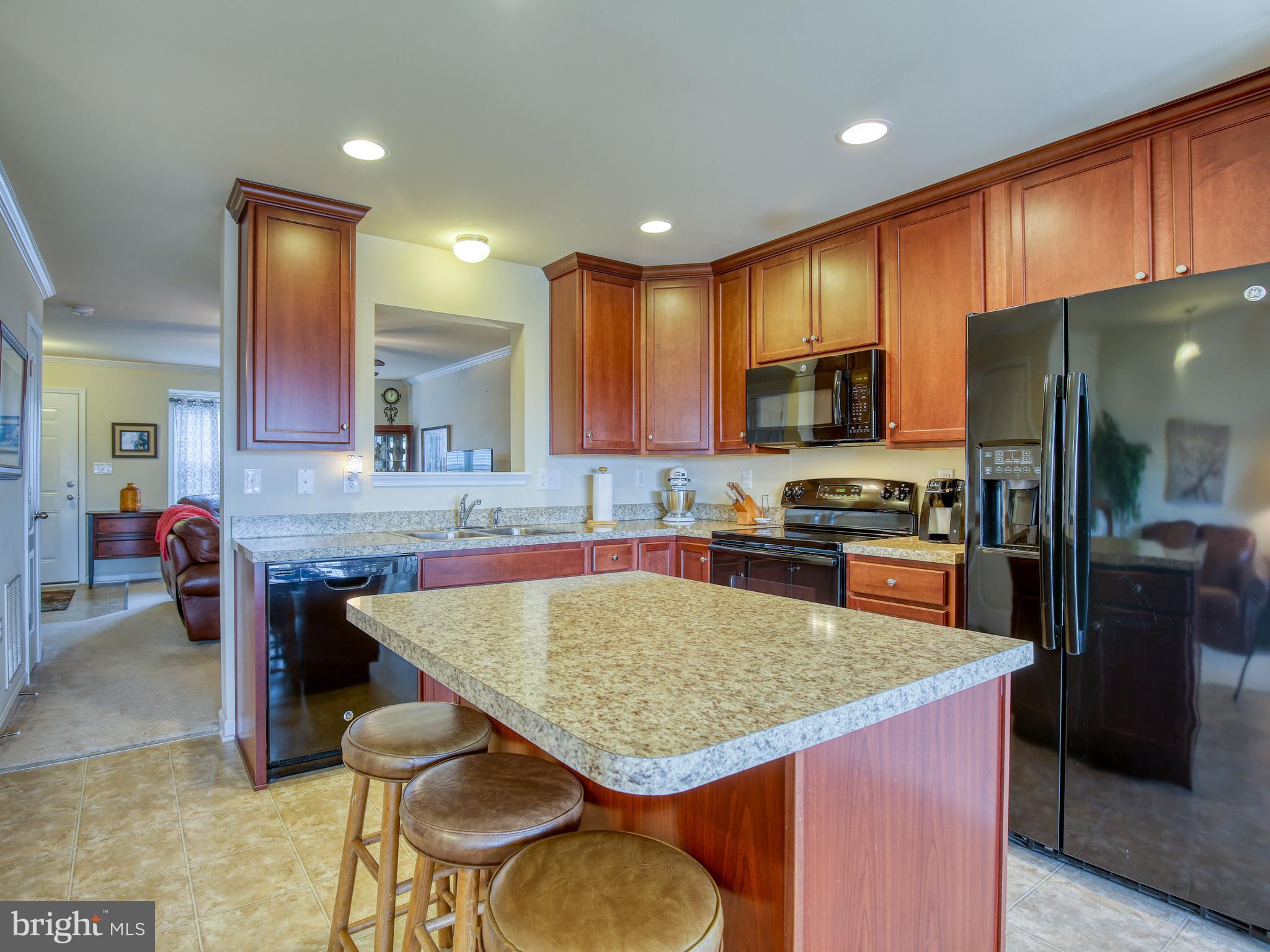 LAKELAND PLACE - Residential