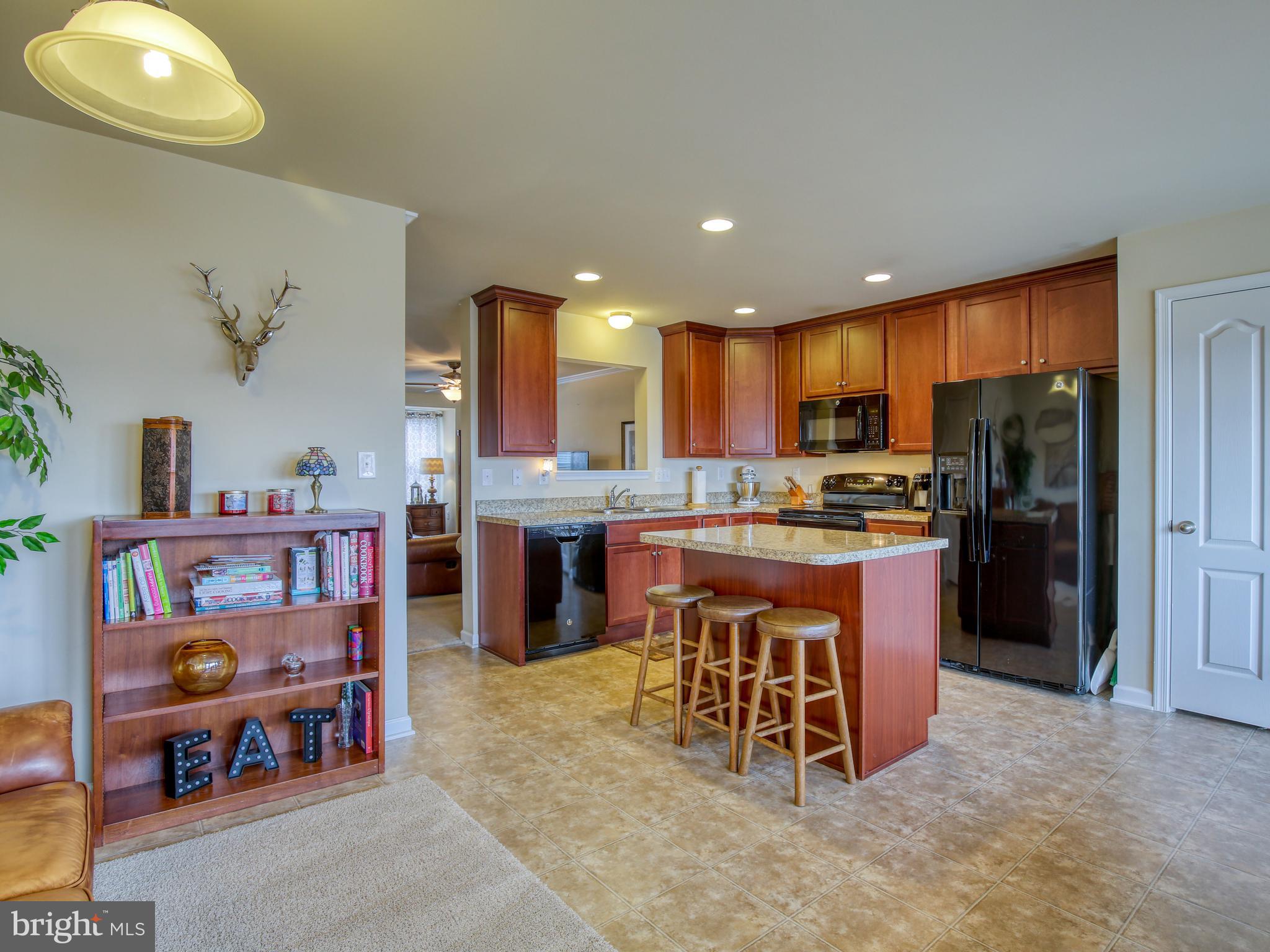 LAKELAND PLACE - Residential