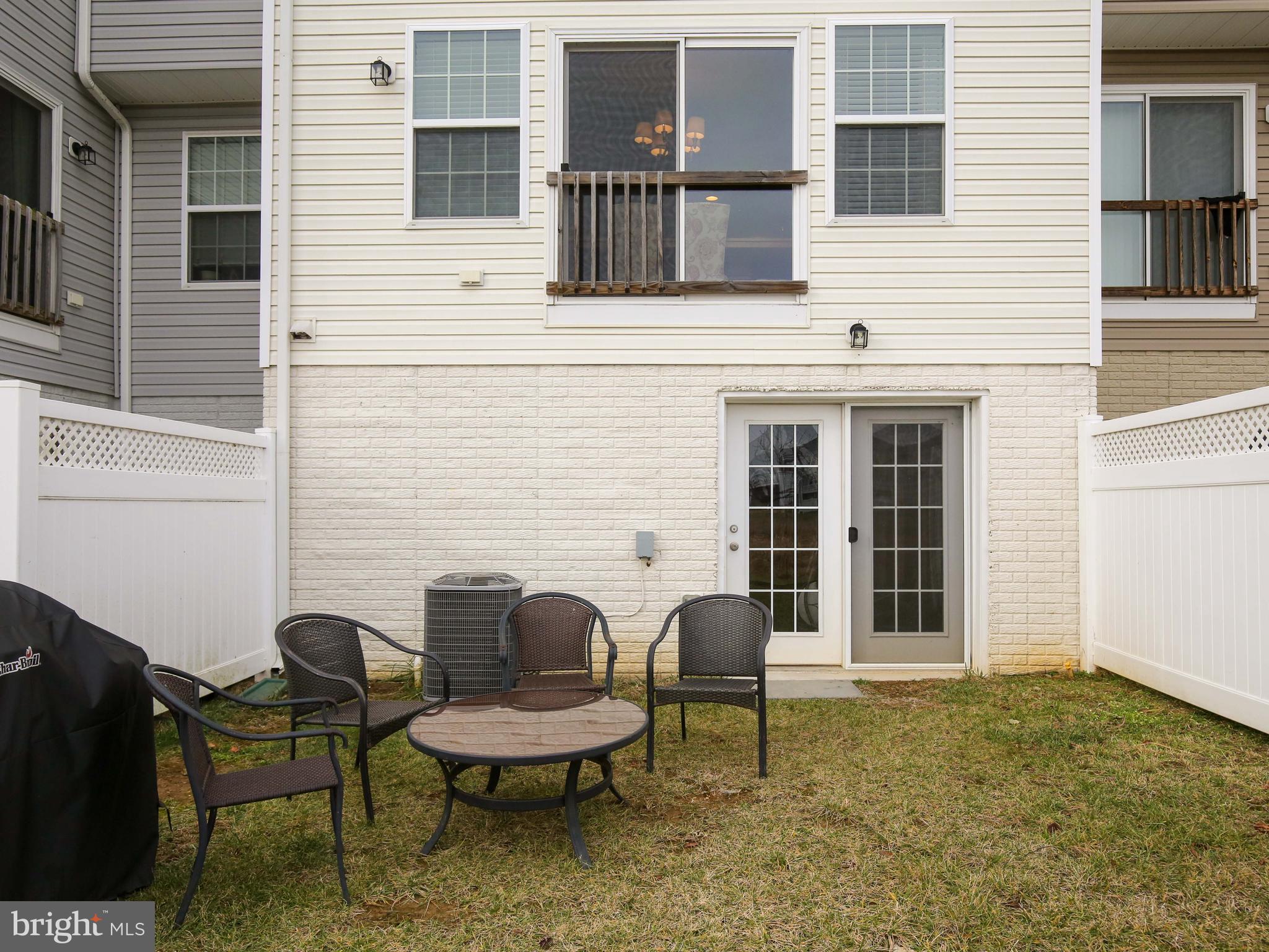 LAKELAND PLACE - Residential