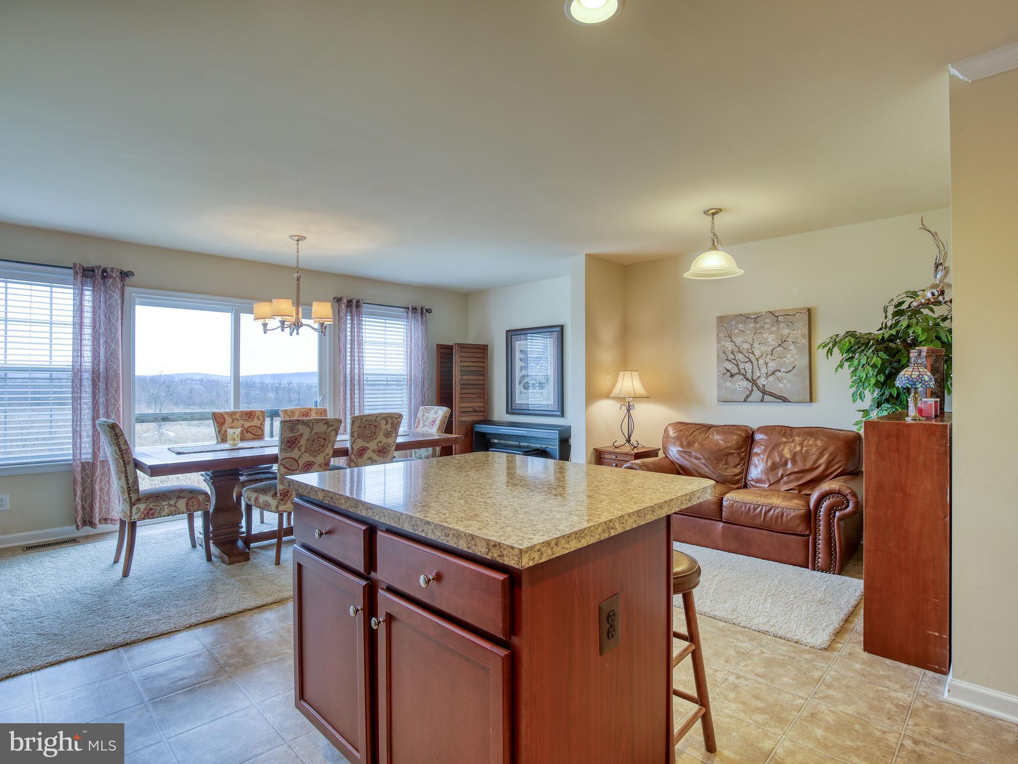 LAKELAND PLACE - Residential