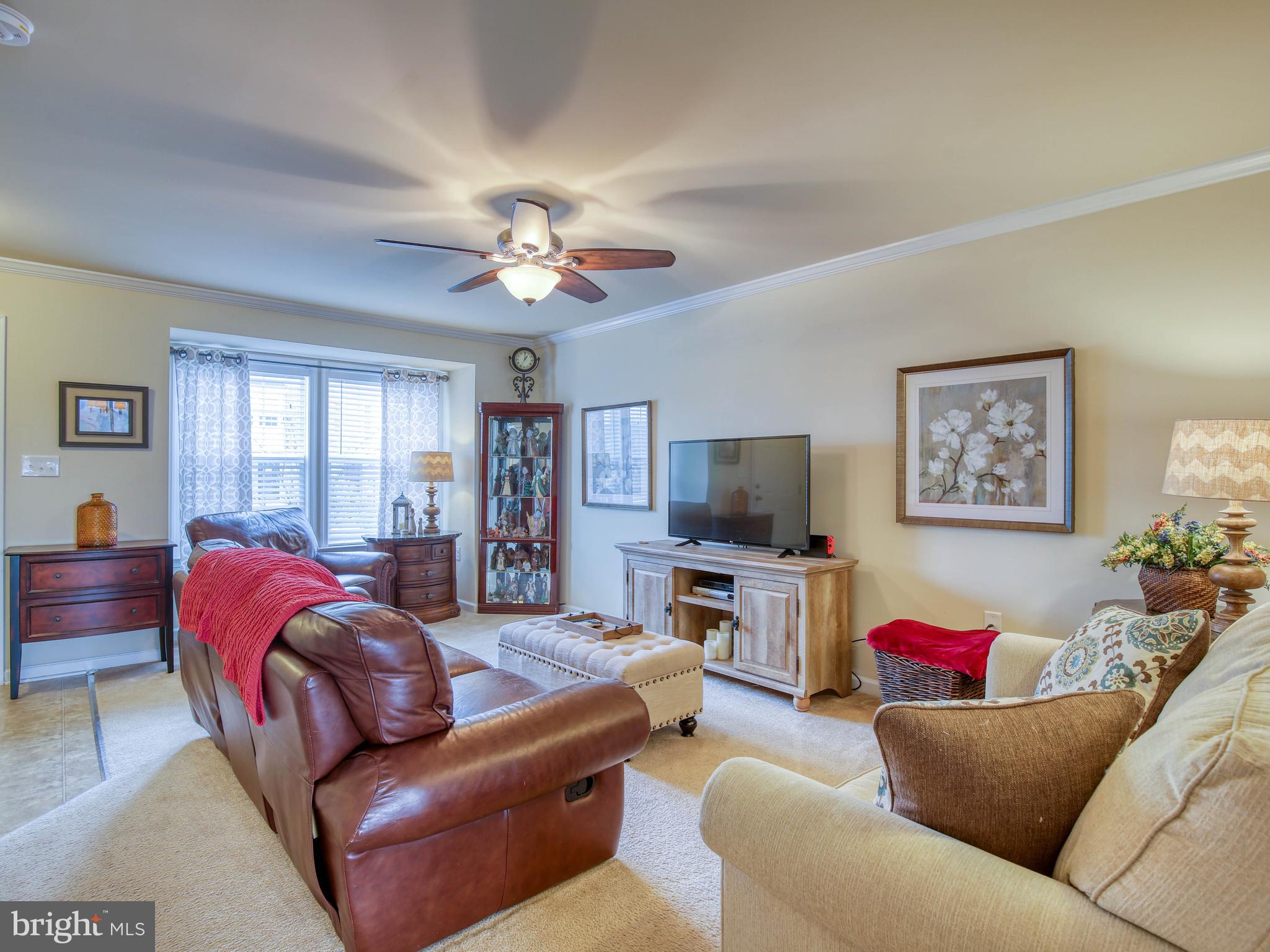 LAKELAND PLACE - Residential