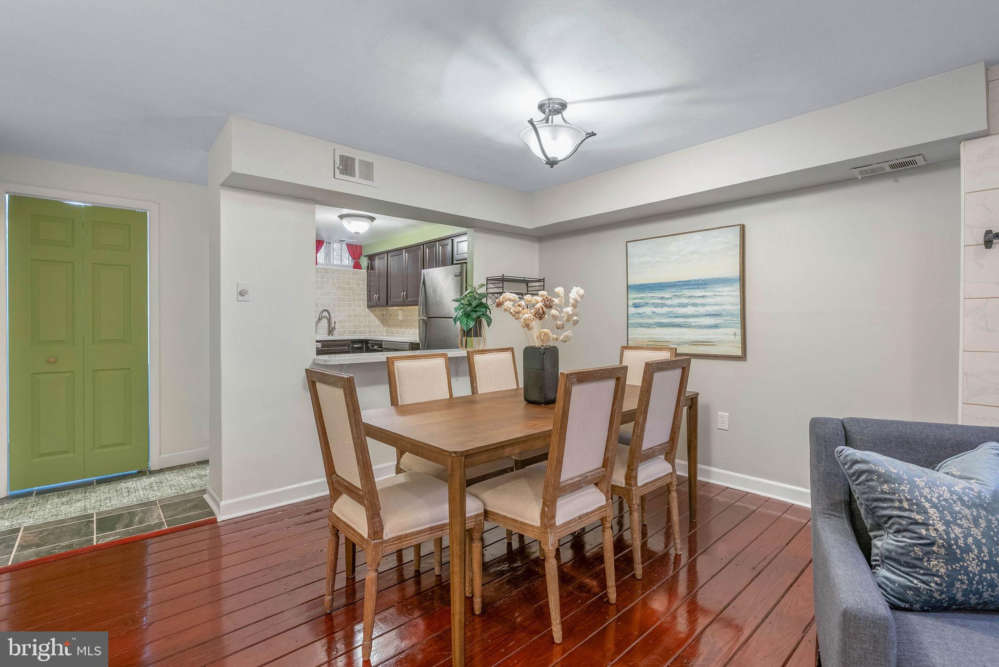 WASHINGTON SQ WEST - Residential