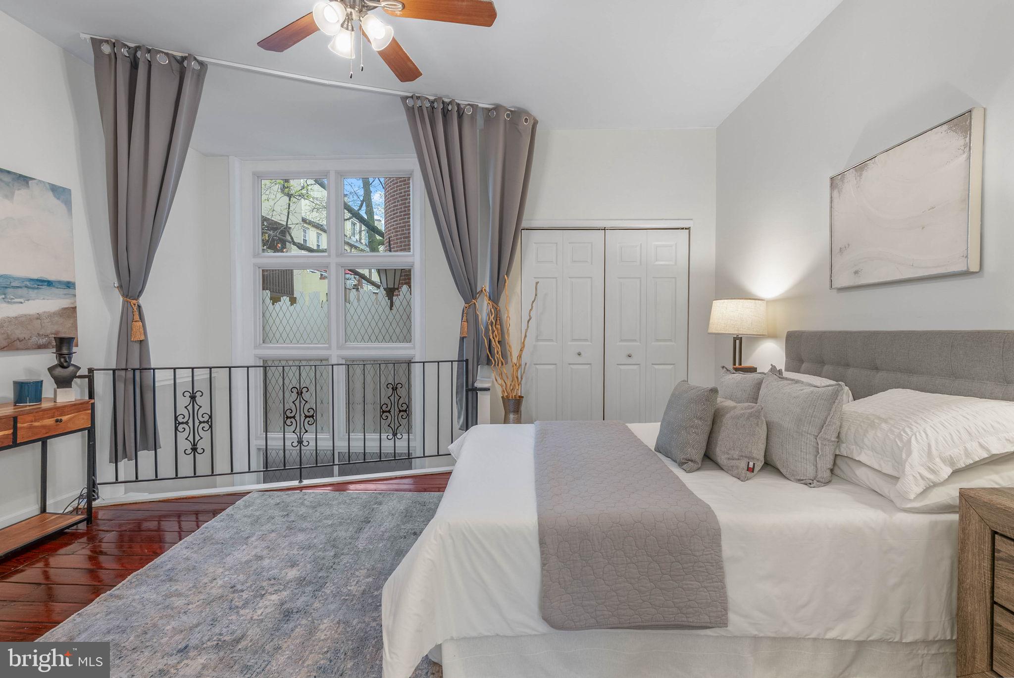 WASHINGTON SQ WEST - Residential