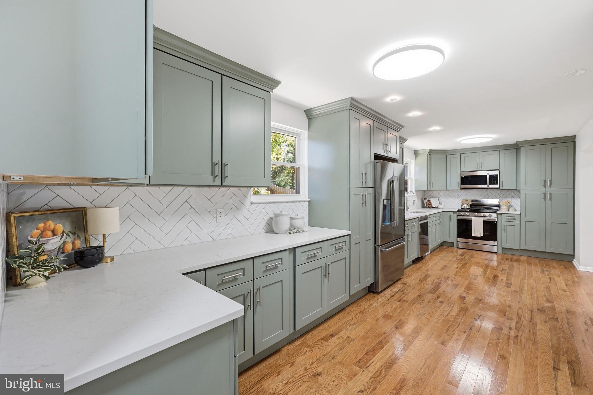 8910 ALLISTON HOLLOW WAY