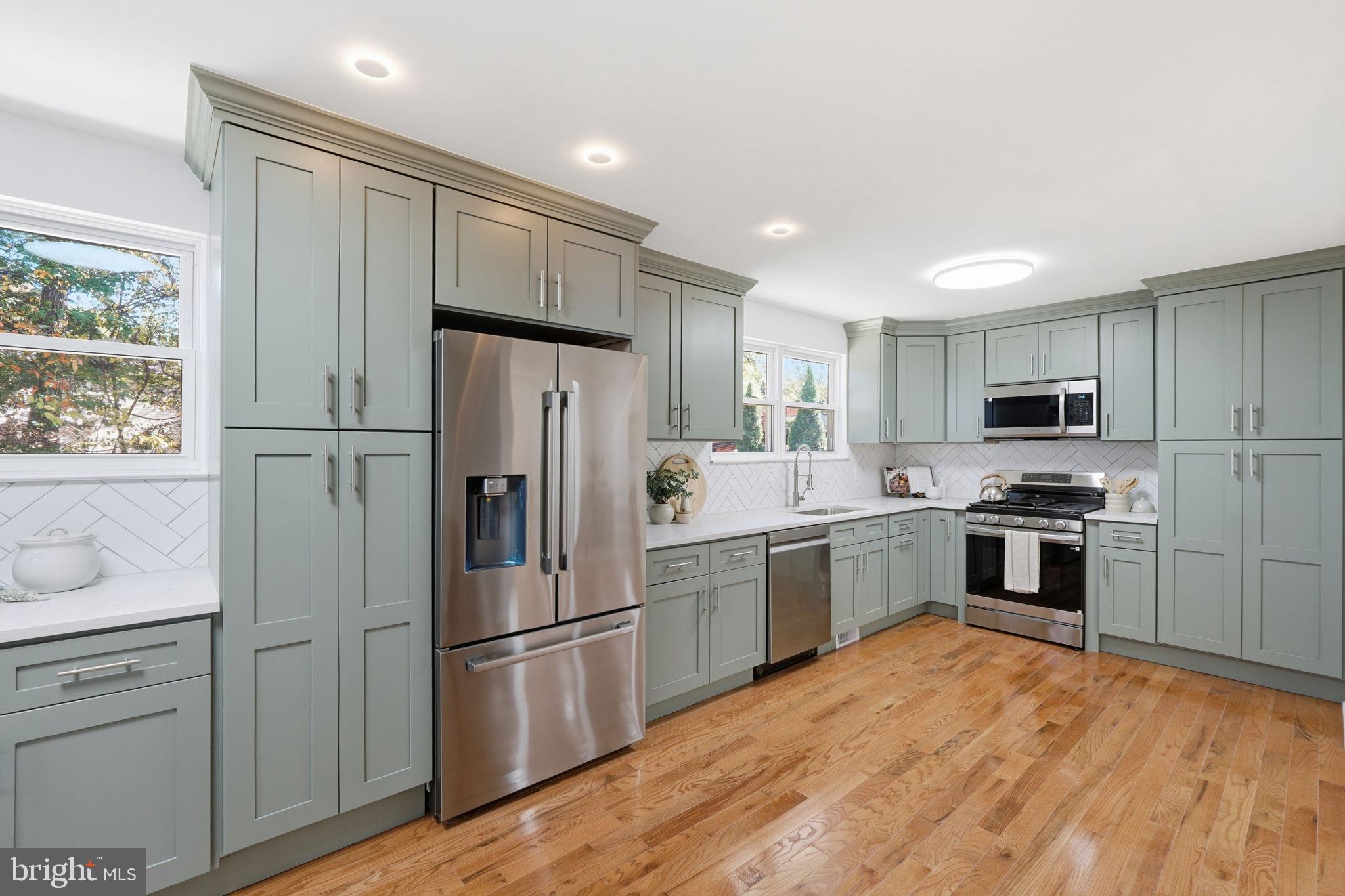 8910 ALLISTON HOLLOW WAY