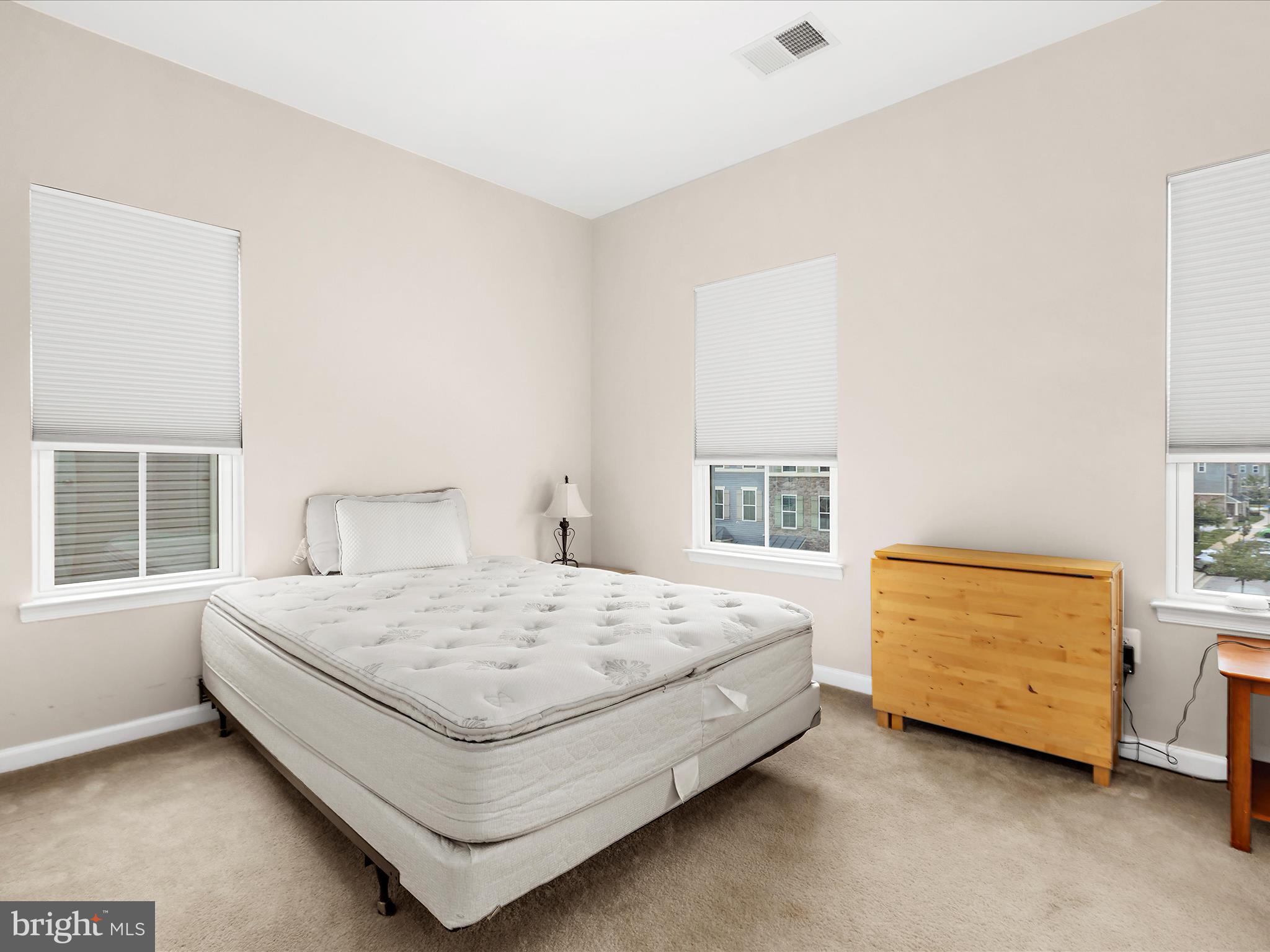 CREEKSIDE VILLAGE AT TANYARD SPRINGS - Residential