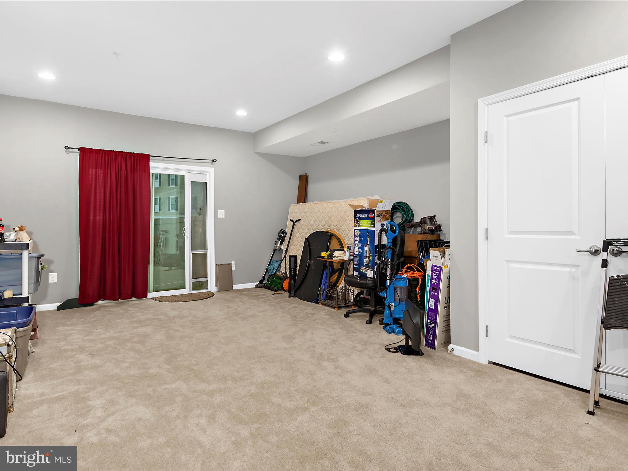 CREEKSIDE VILLAGE AT TANYARD SPRINGS - Residential