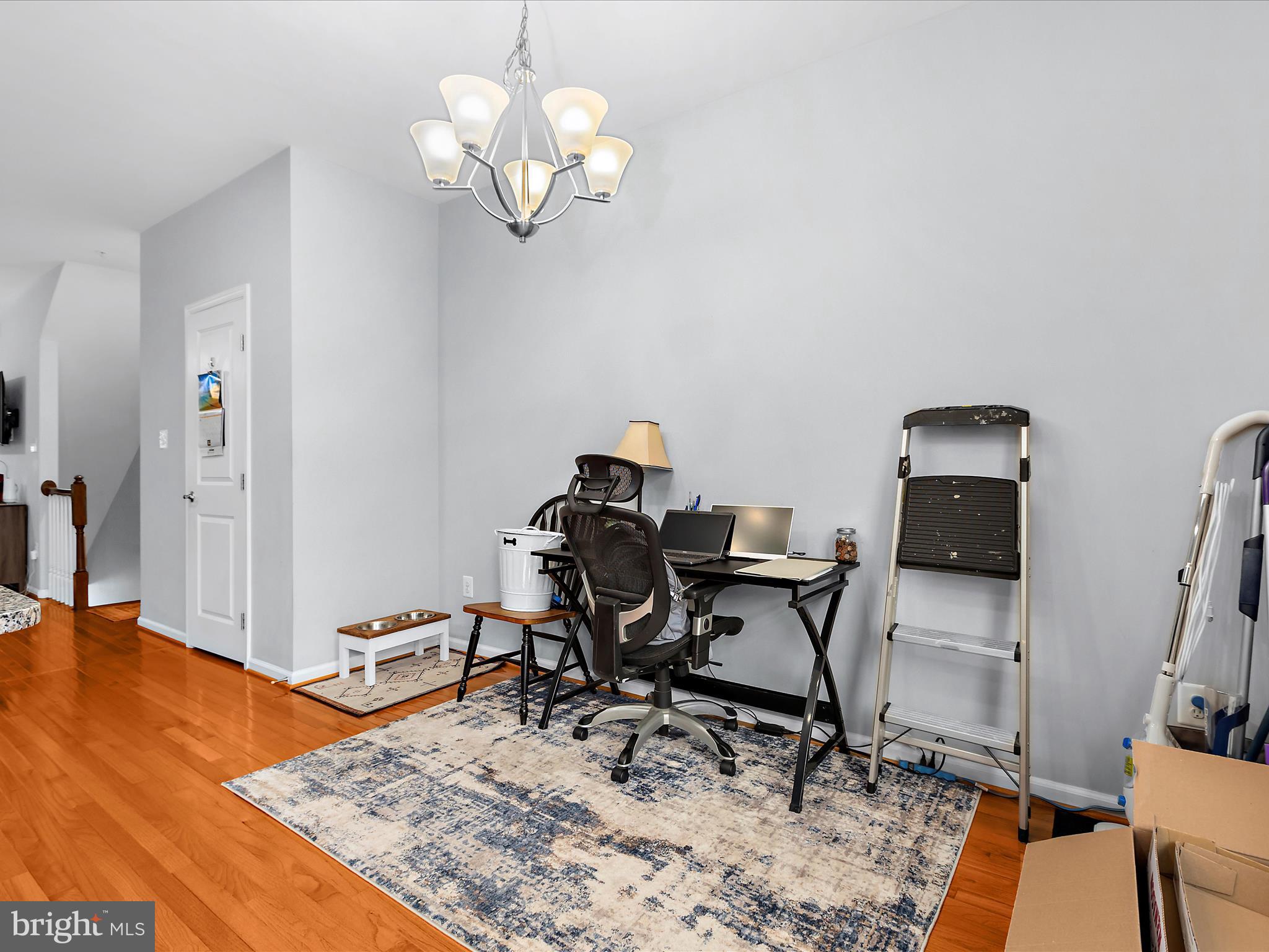 CREEKSIDE VILLAGE AT TANYARD SPRINGS - Residential