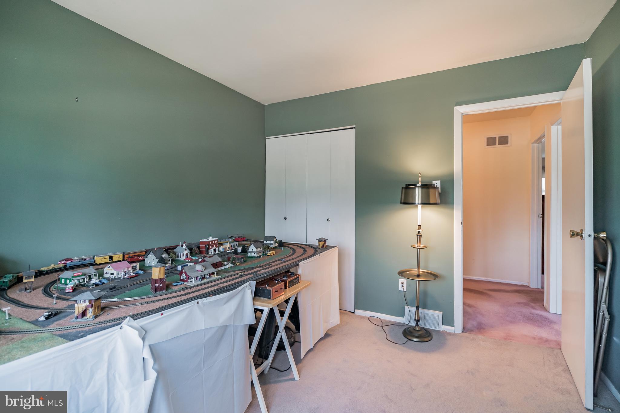 PINE VALLEY - Residential