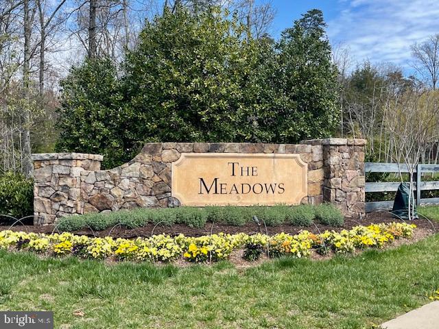 MEADOWS 2 - Residential
