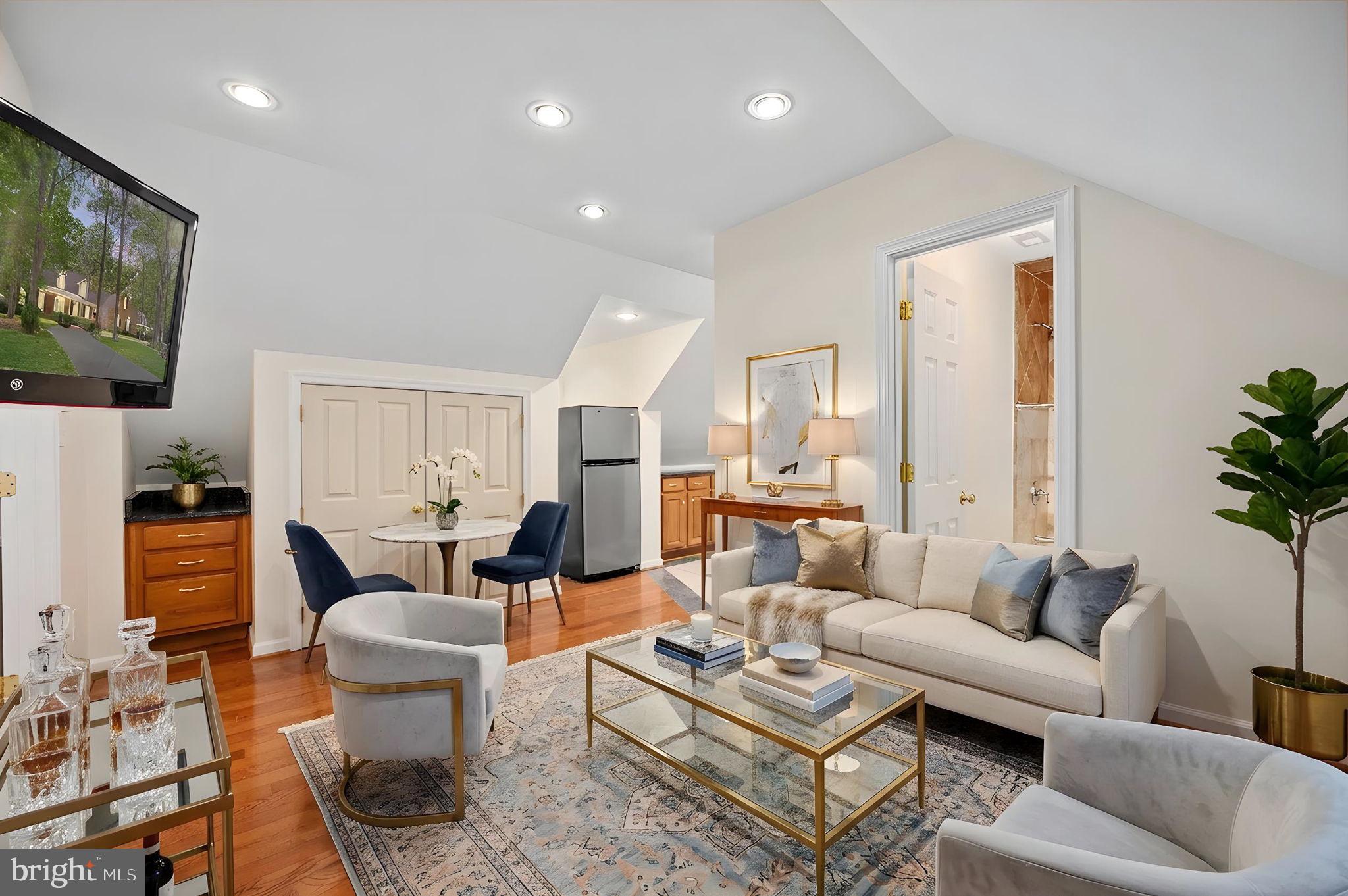 FAWN LAKE - Residential