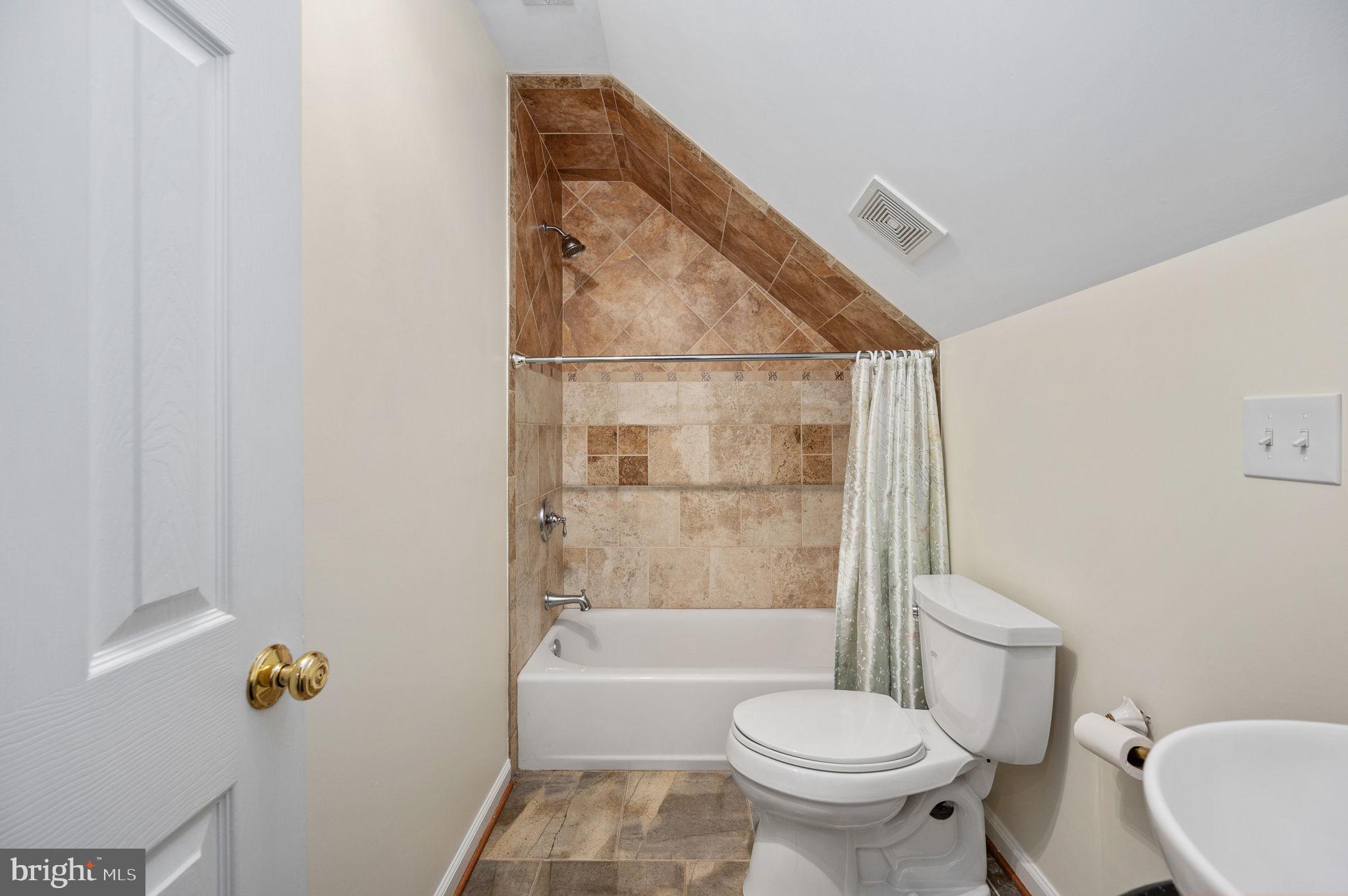 FAWN LAKE - Residential