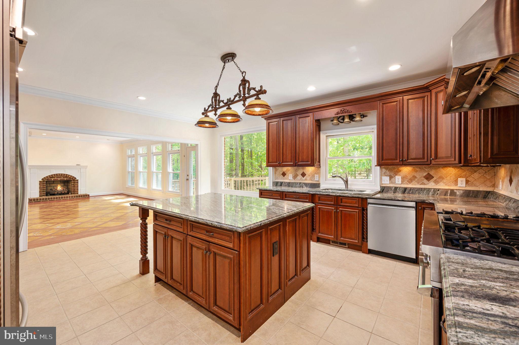 FAWN LAKE - Residential