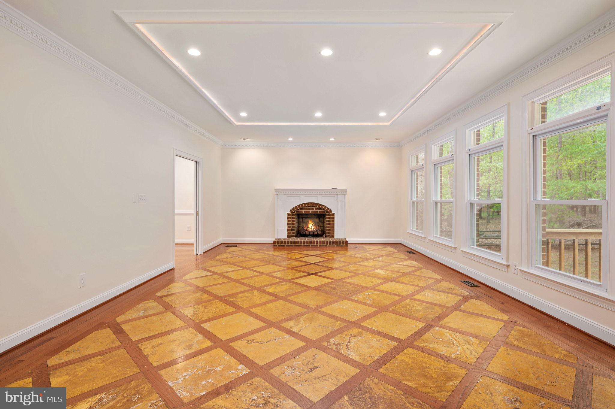 FAWN LAKE - Residential