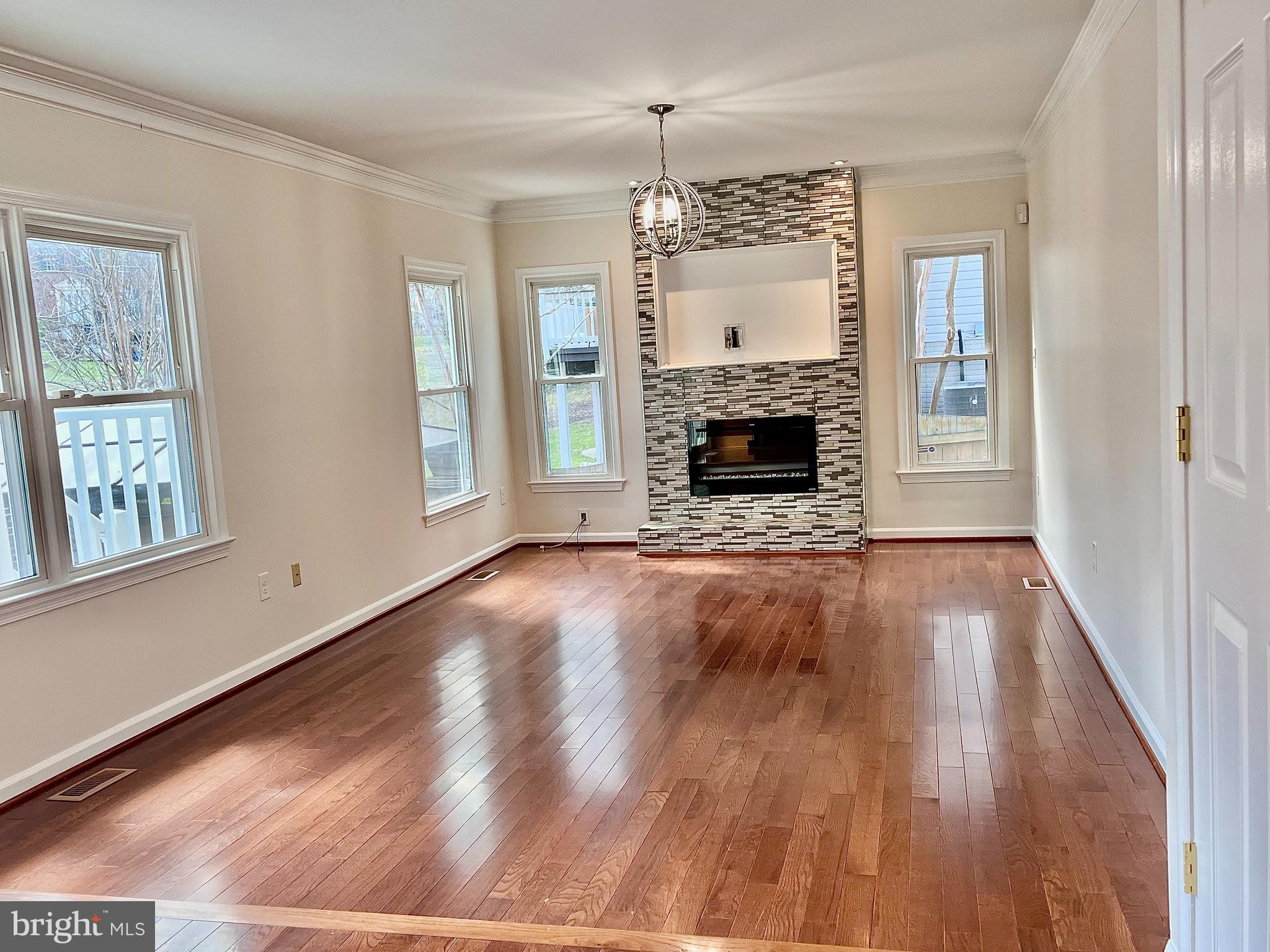 SPRING LAKE FARM - Residential