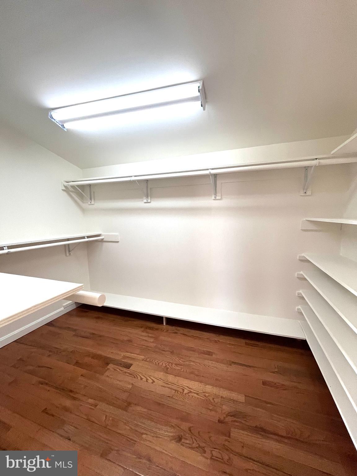 SPRING LAKE FARM - Residential