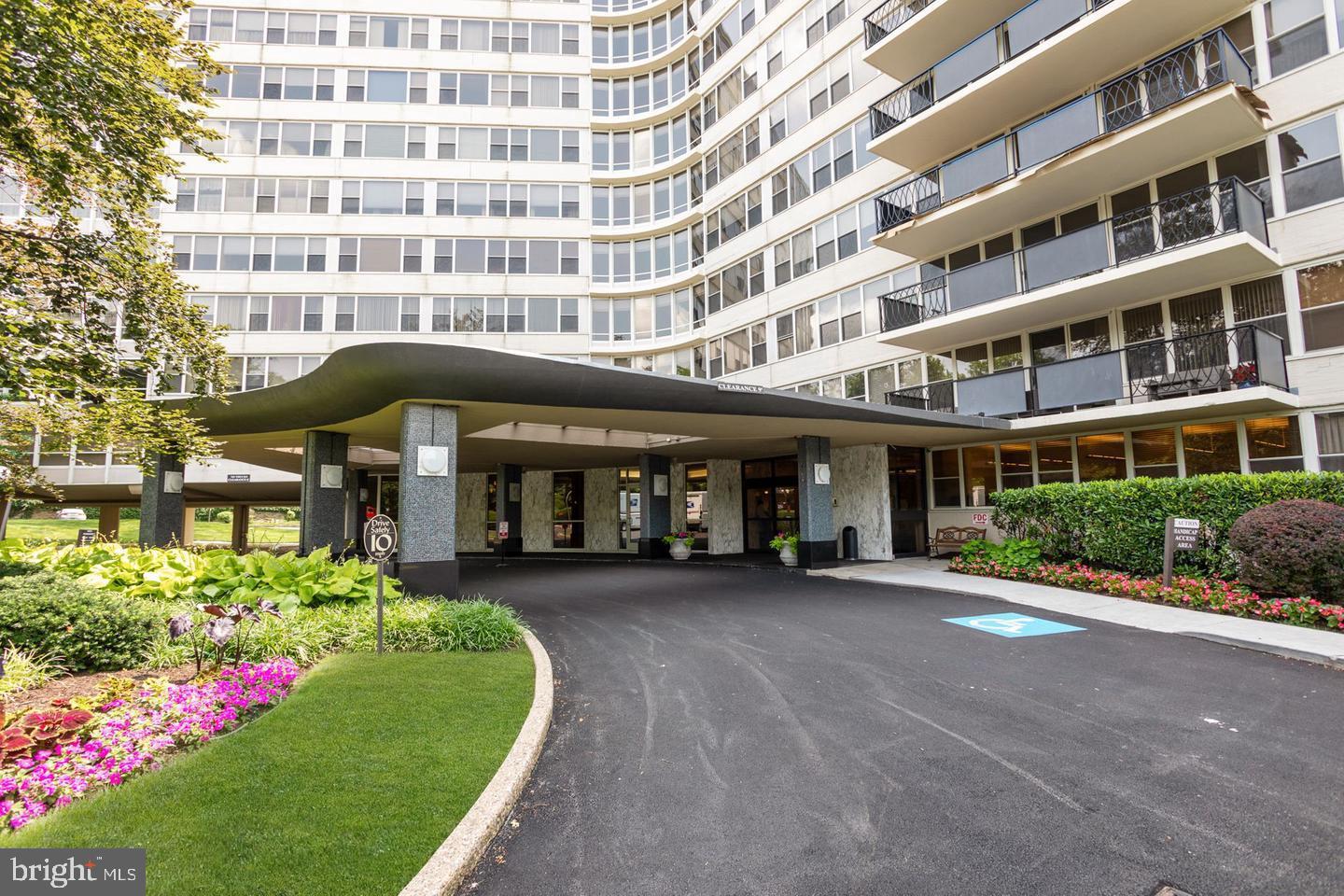 SUTTON TERR - Residential