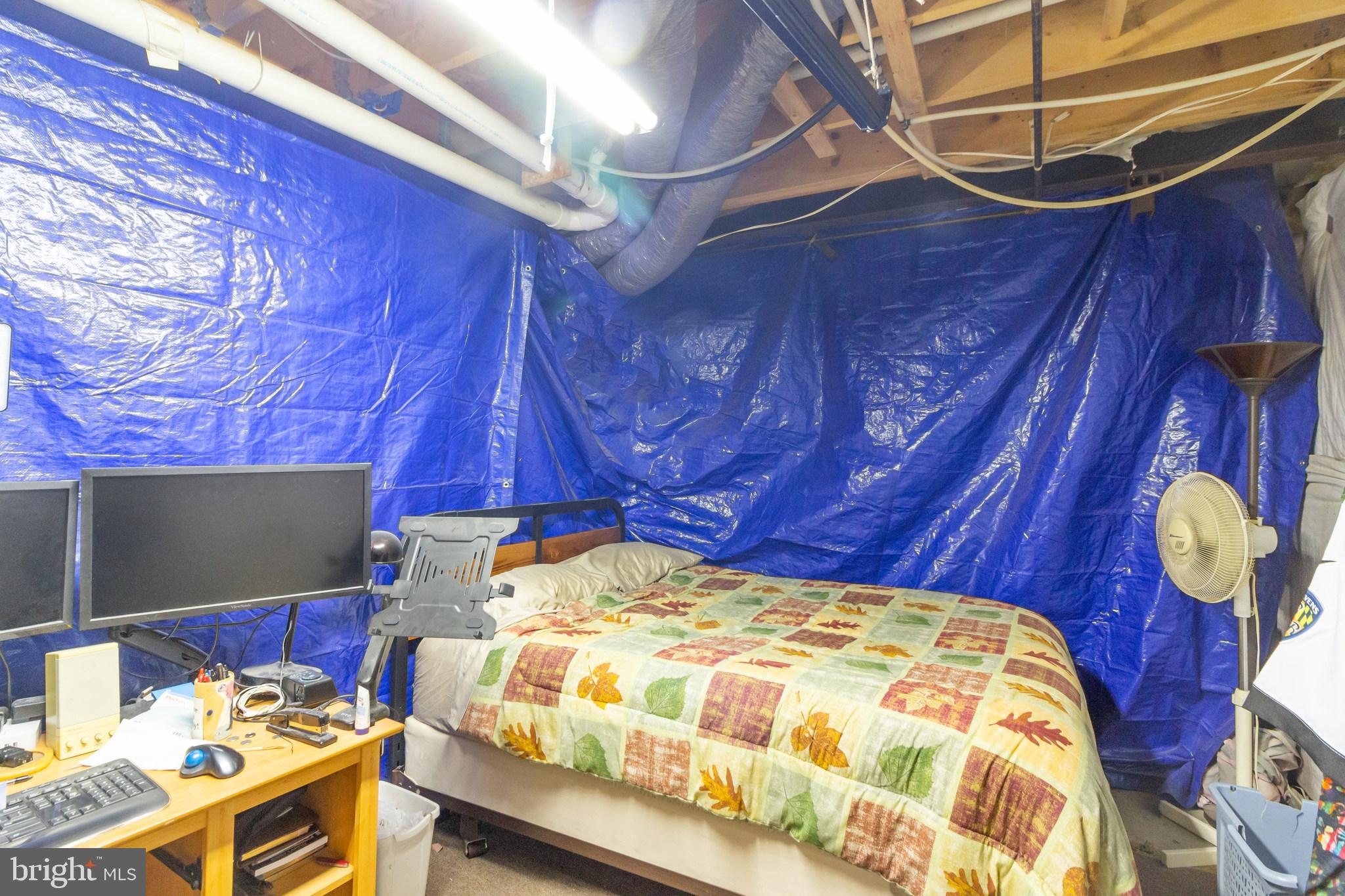 NEW COLONY VILLAGE - Residential