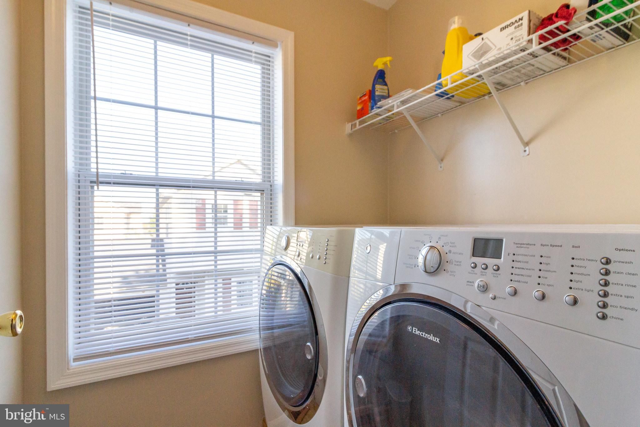 NEW COLONY VILLAGE - Residential