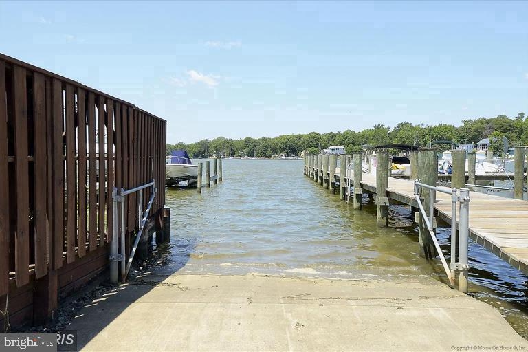 OYSTER HARBOR - Residential Lease