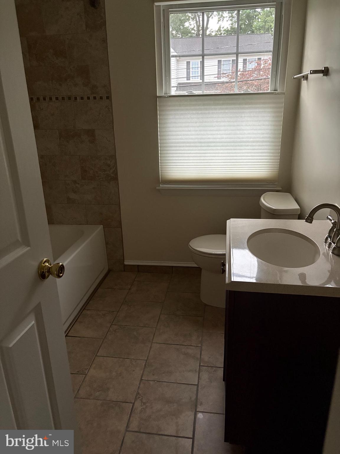 OYSTER HARBOR - Residential Lease