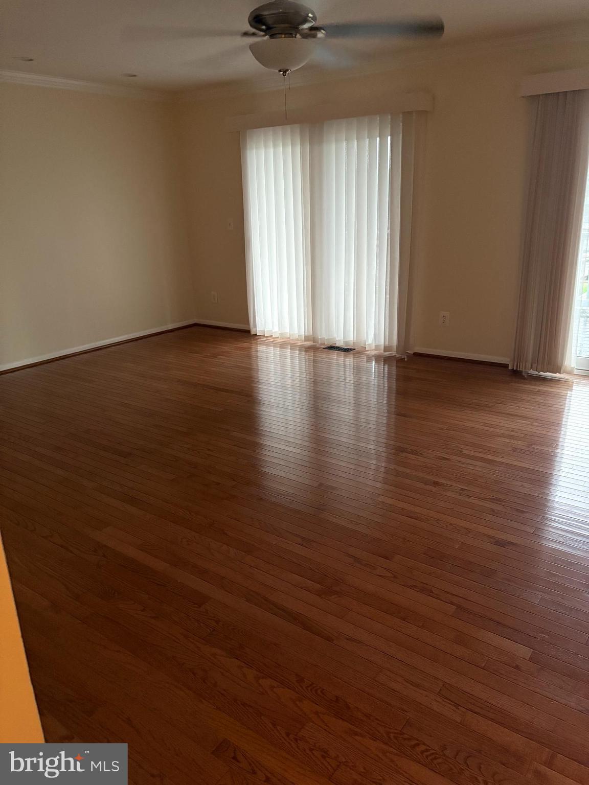 OYSTER HARBOR - Residential Lease