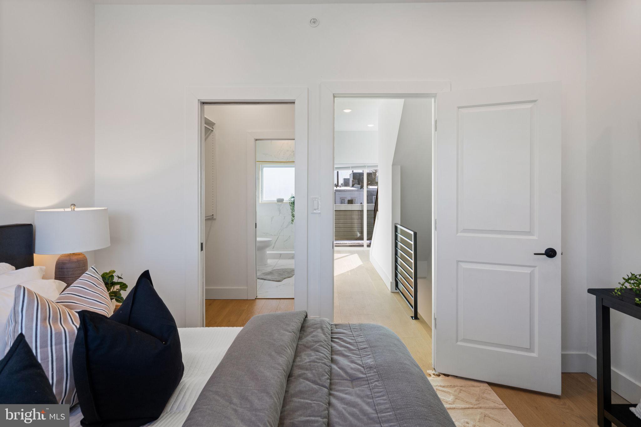 MANTUA - Residential