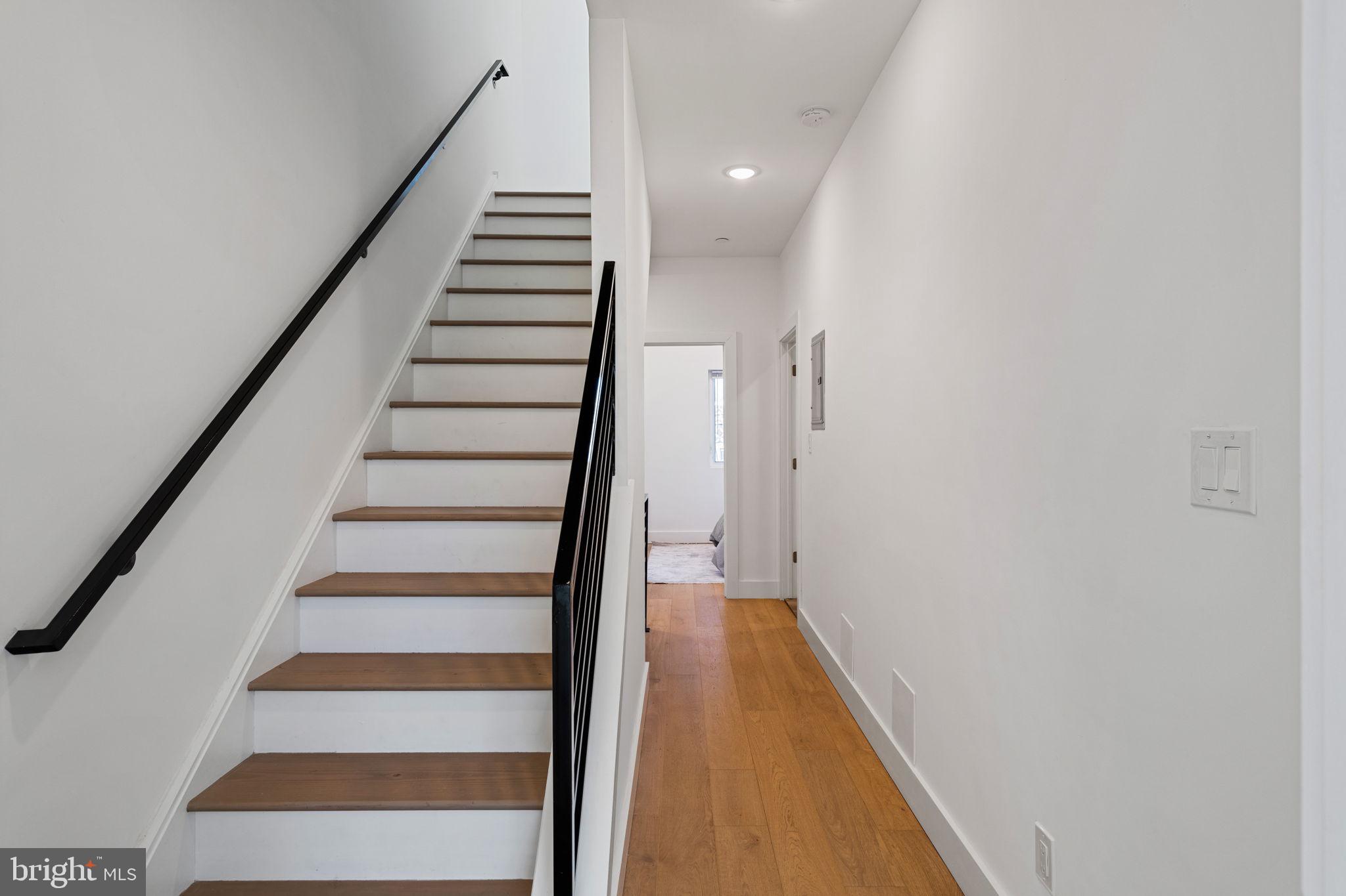 MANTUA - Residential