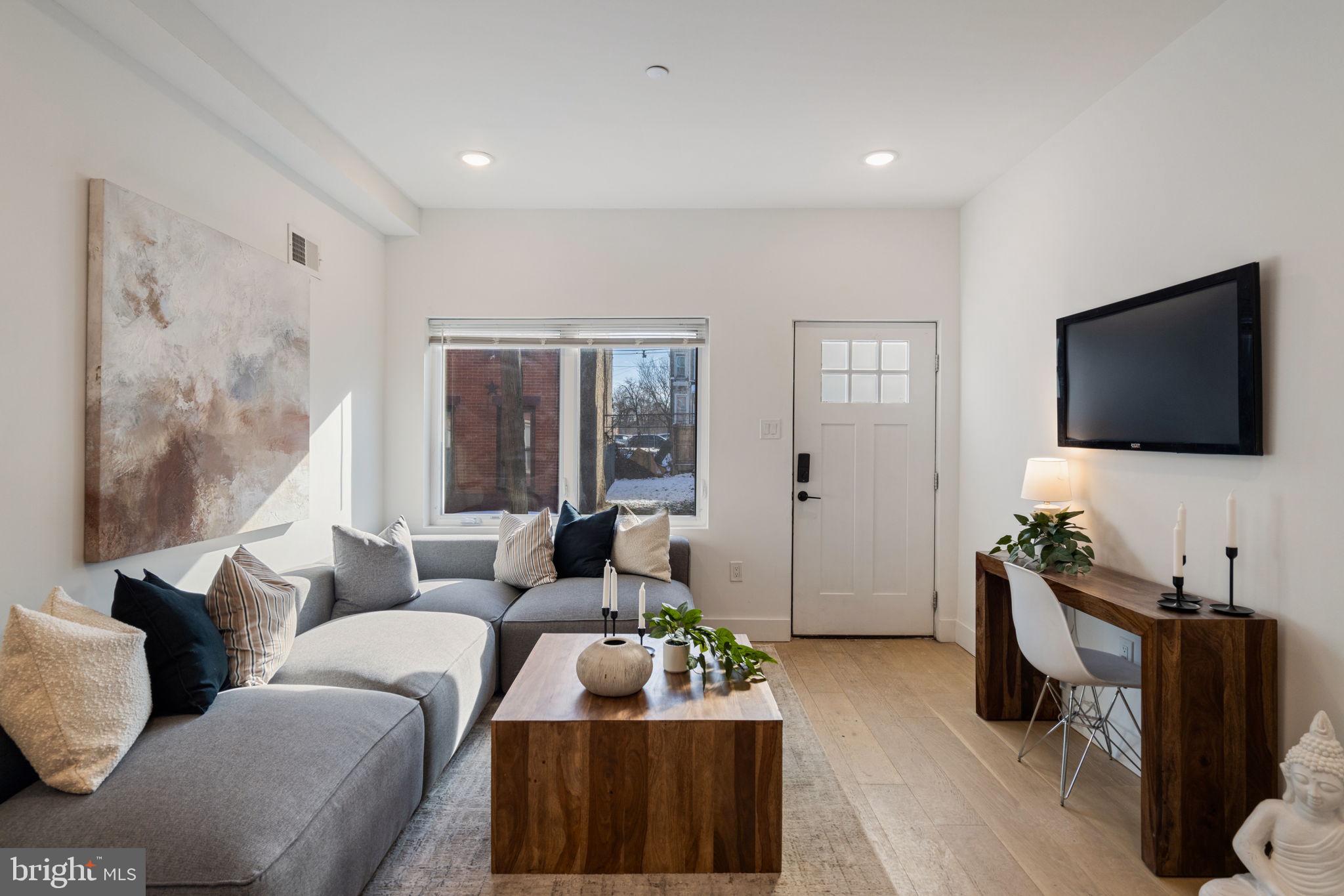 MANTUA - Residential