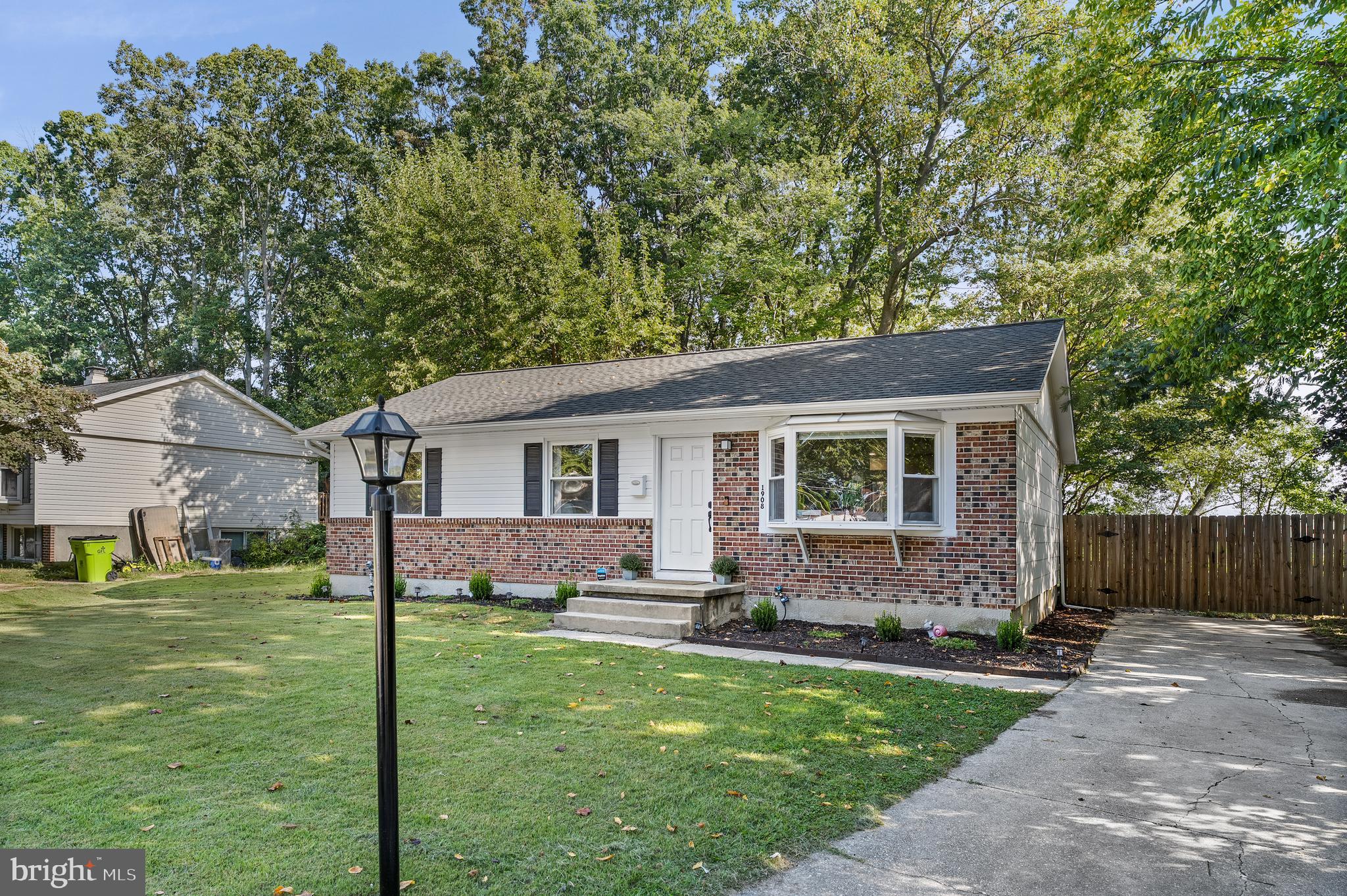 1908 BELLFLOWER COURT