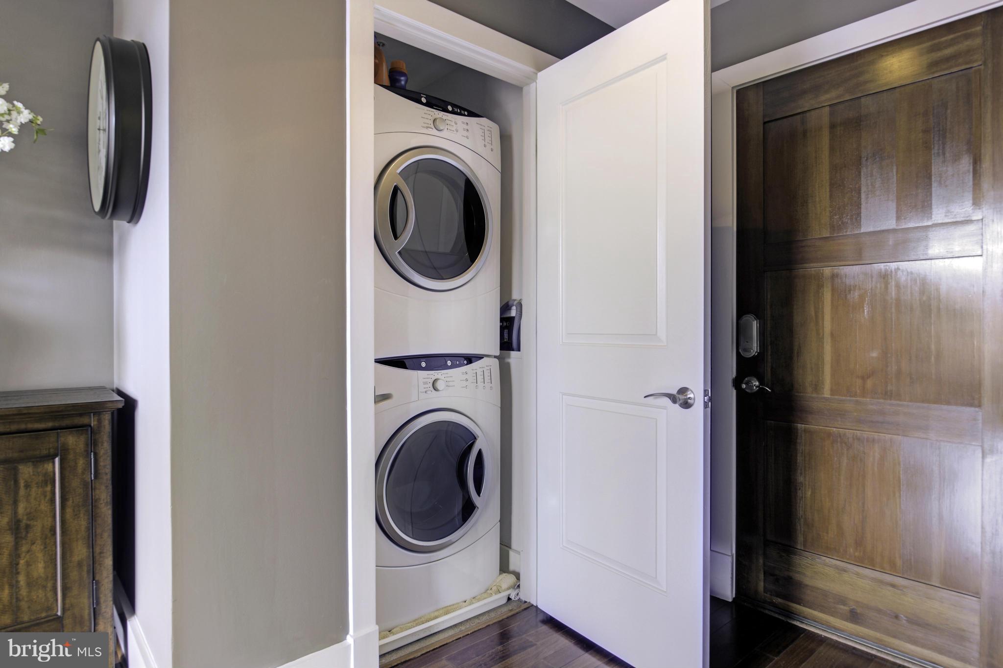 THE WOOSTER AND MERCER LOFTS - Residential