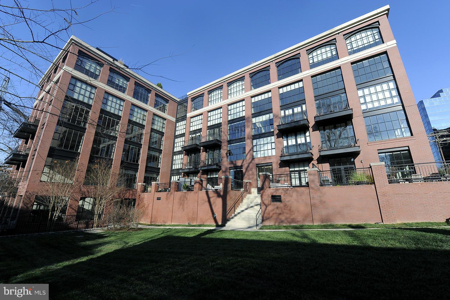 THE WOOSTER AND MERCER LOFTS - Residential