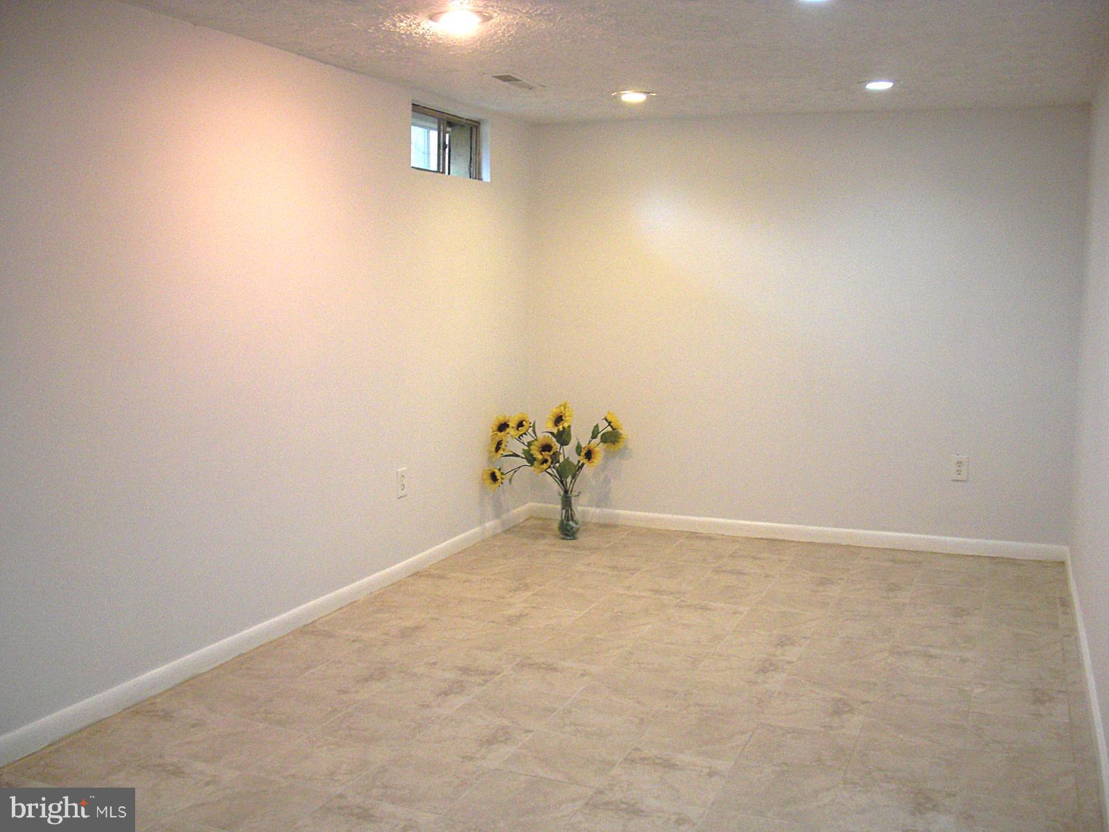 EMORY GROVE HILLS - Residential