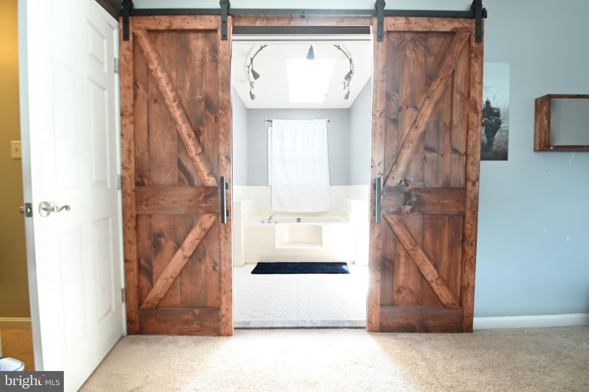 HIDDEN SPRING - Residential