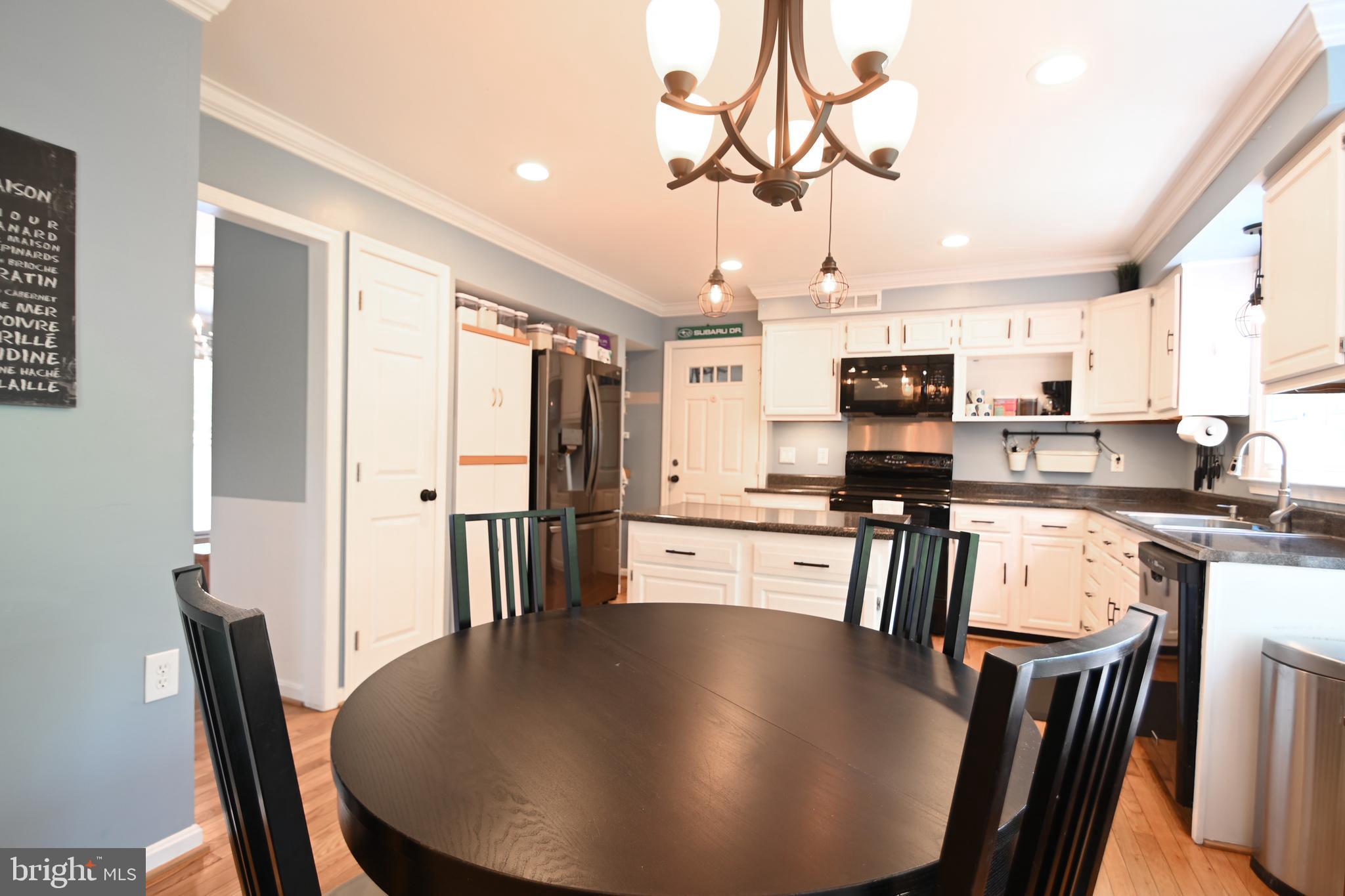 HIDDEN SPRING - Residential