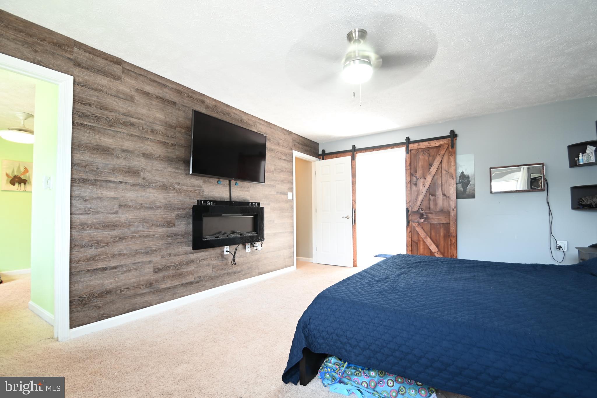 HIDDEN SPRING - Residential